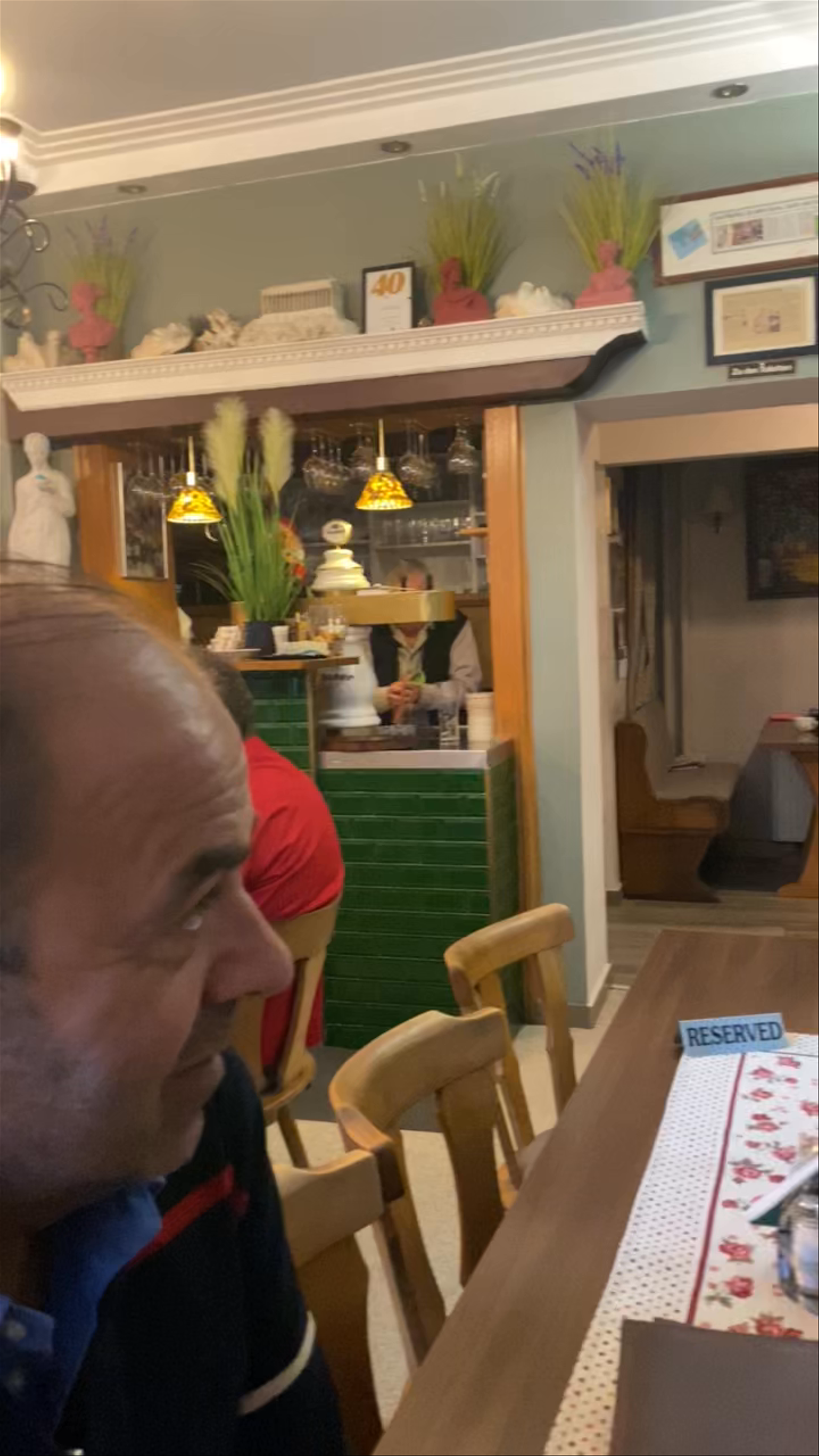 Authentic Bavarian Dining Experience at a Cozy Nuremberg Eatery