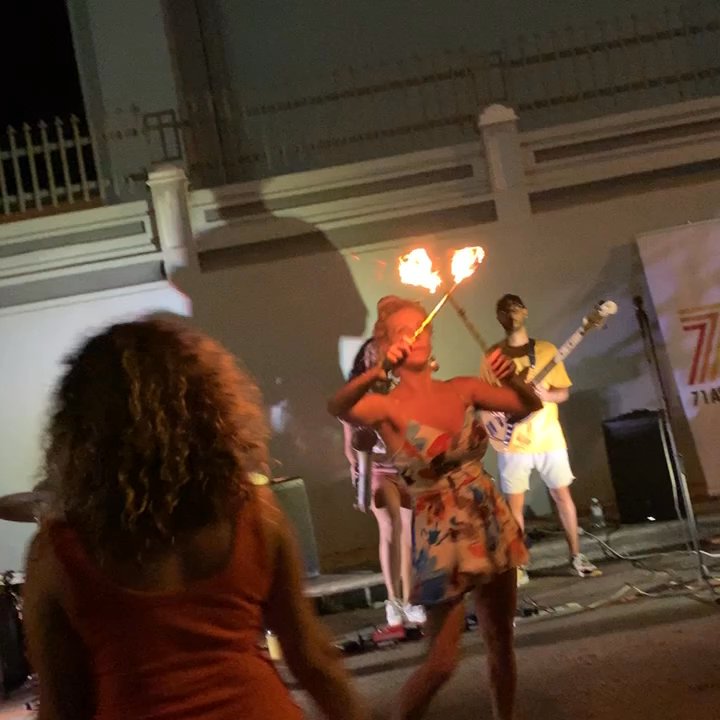 La Buena Vida - Pubs Near Me - Arecibo, Puerto Rico