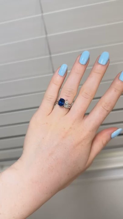 Ari Diamonds - Jewelry Near Me - Portland, Oregon