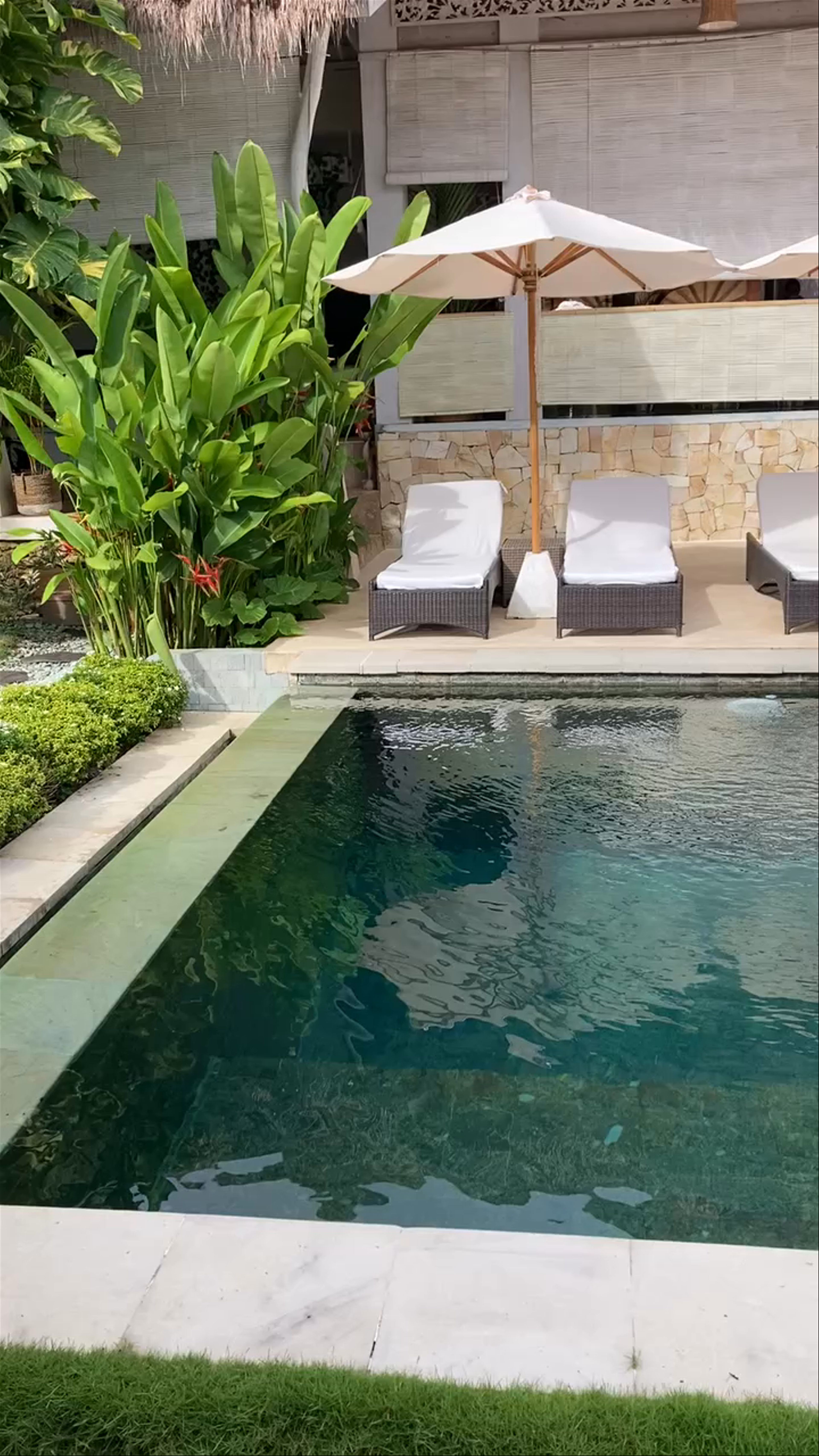 Rascals Kuta Lombok: Tropical Poolside Serenity