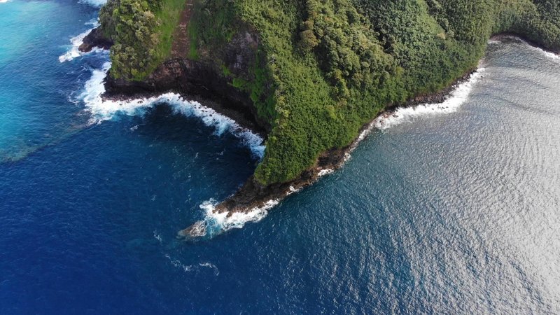 Coastal View of Maui, Hawaii poster