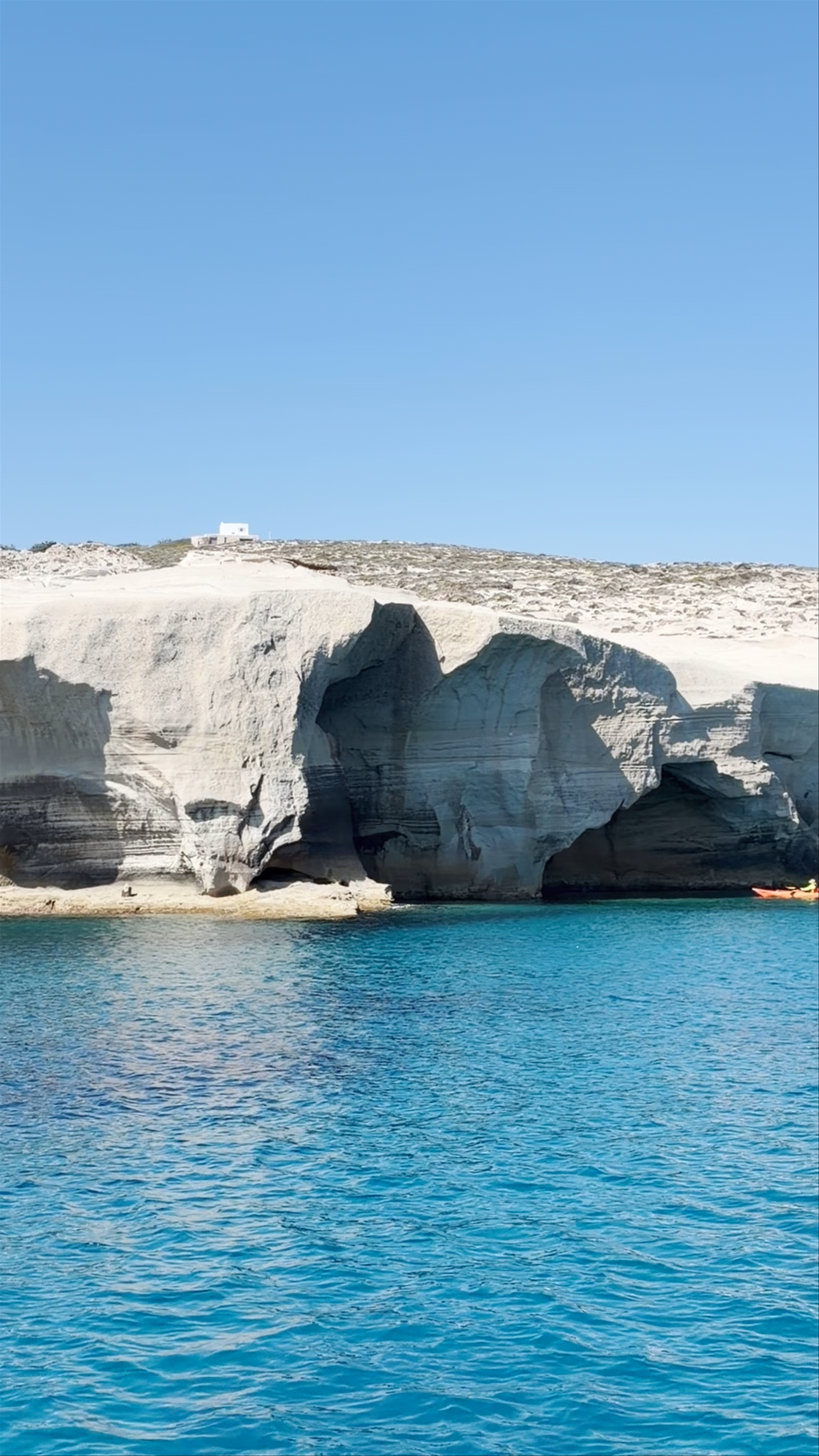 Sarakiniko Beach