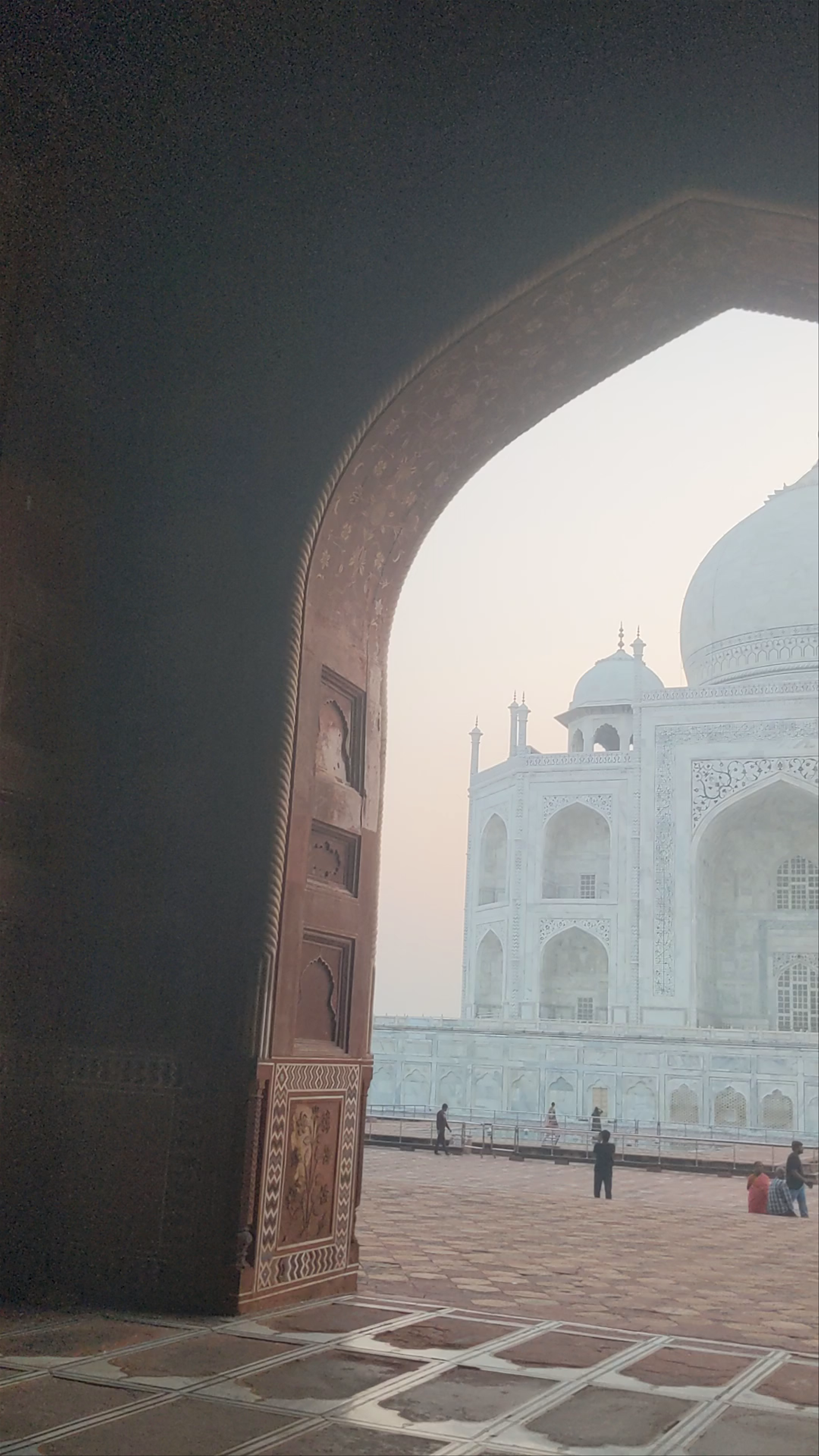 Taj Mahal: Majestic Sunset Views in Agra