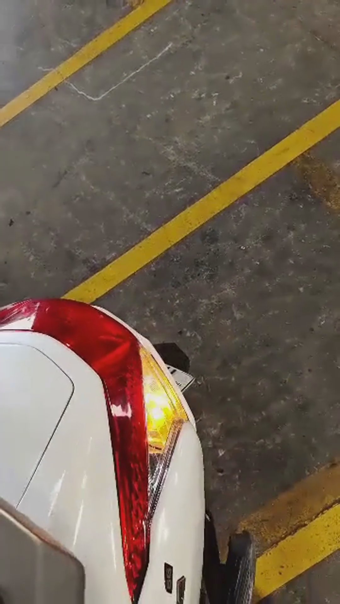 Walk-around video thumbnail