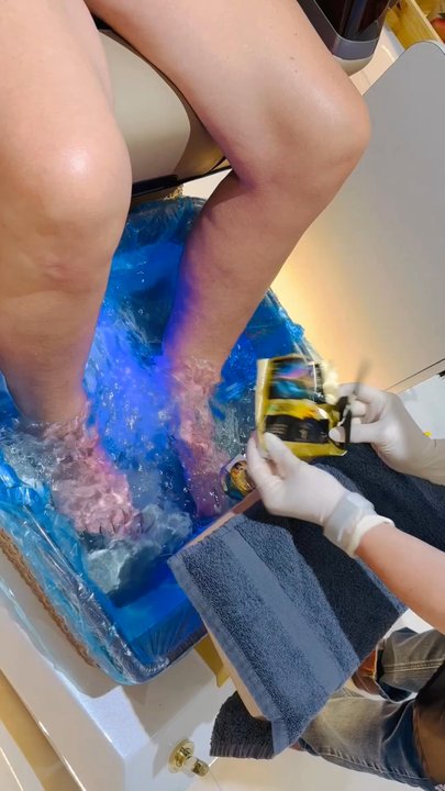 Pearl nail salon - Nail Salons Near Me - Westminster, Maryland