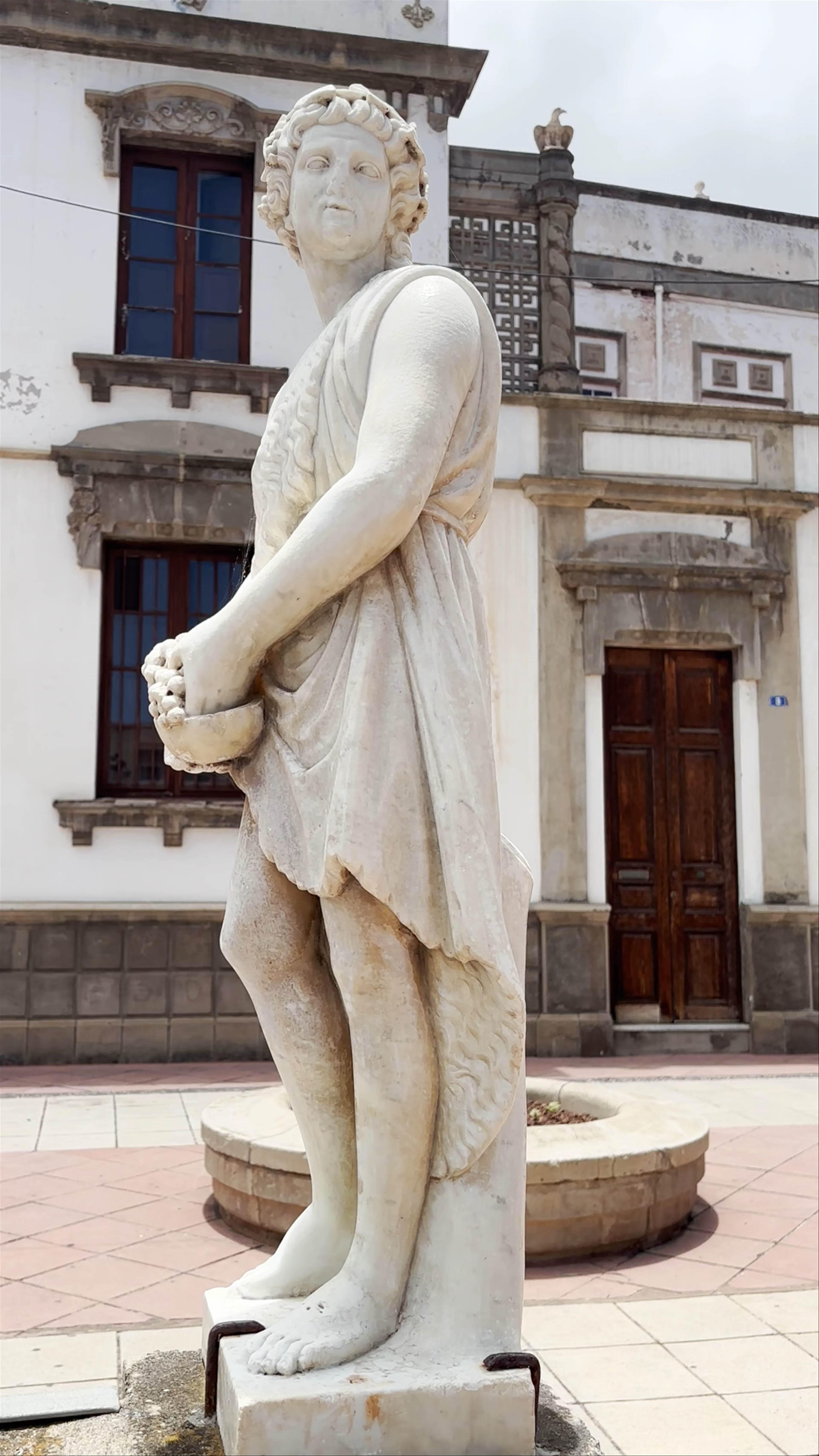 Ayuntamiento de Icod de los Vinos, Plaza Luis de León Huerta, Icod de los Vinos, Spain