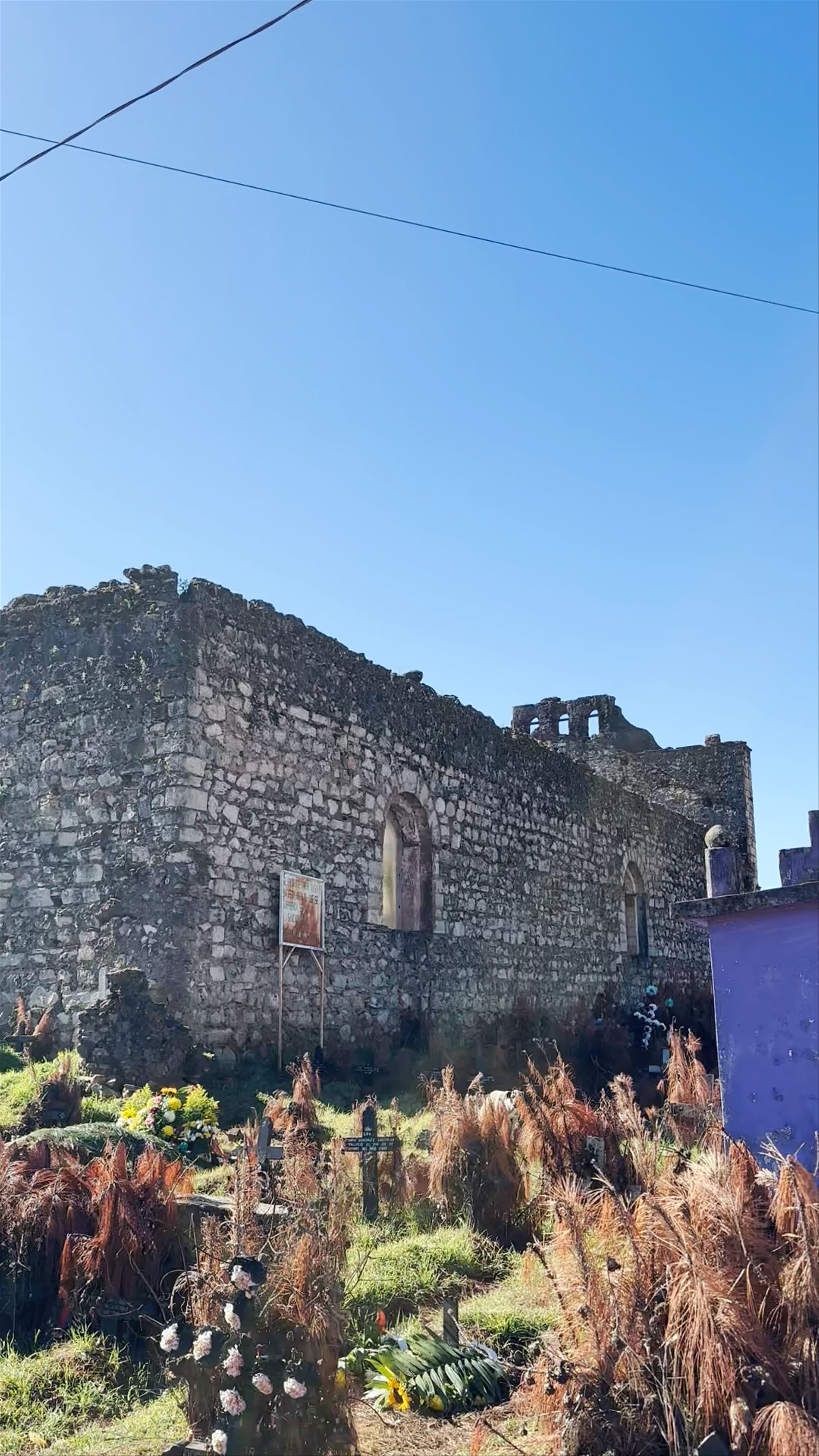 Iglesia de San Sebastián, Cementerio, Chamula