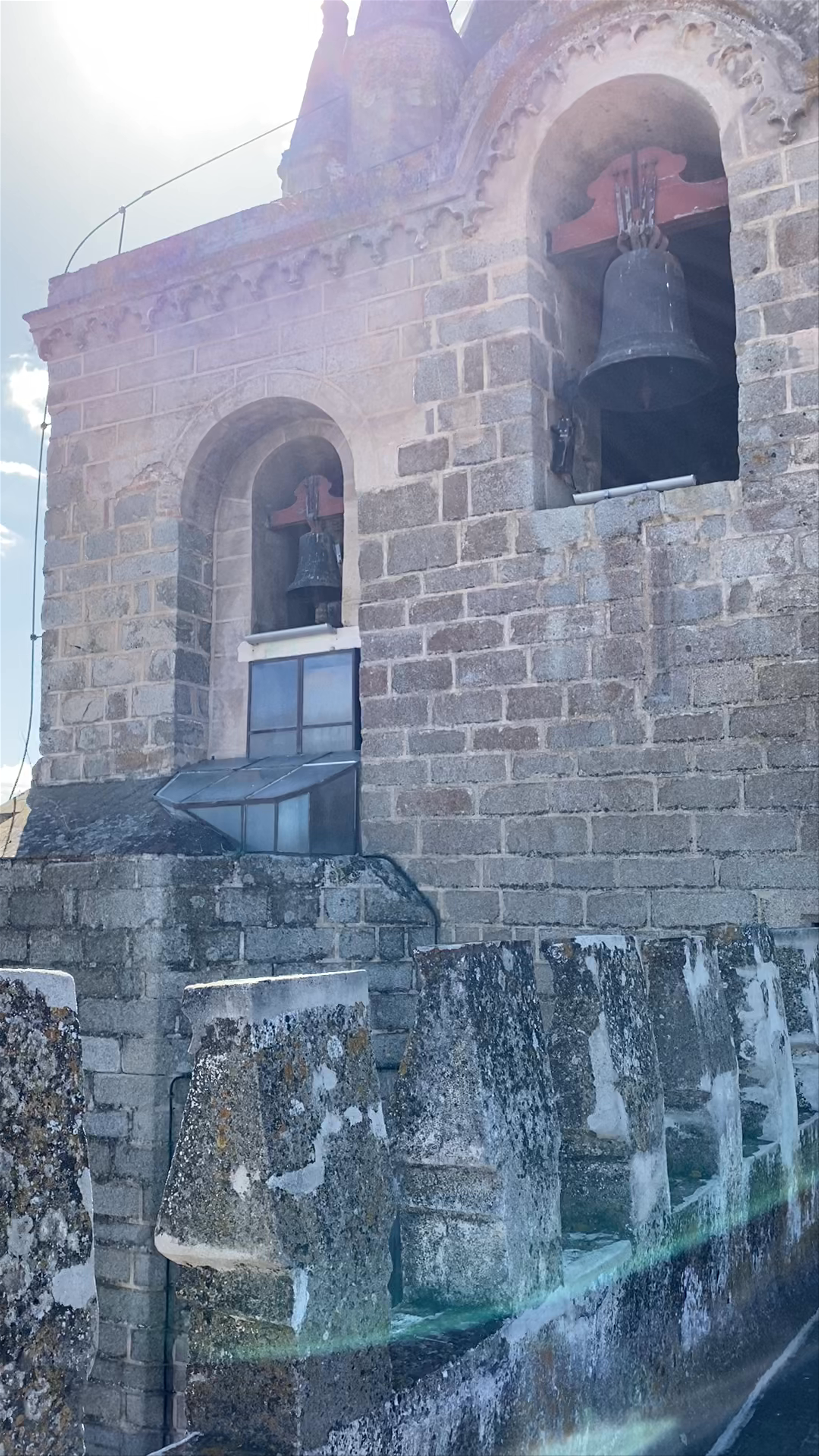 Catedral de Évora: Majestic Gothic Views from the Rooftop
