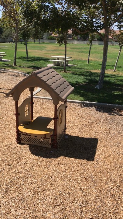Laurel Glen Park - Parks Near Me - Tustin, California