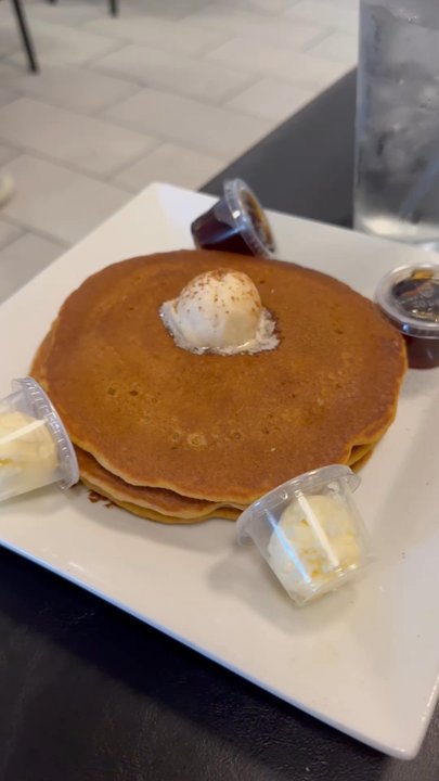 JJ's Cafe - Pumpkin Pancakes - American Near Me - Dallas, Texas