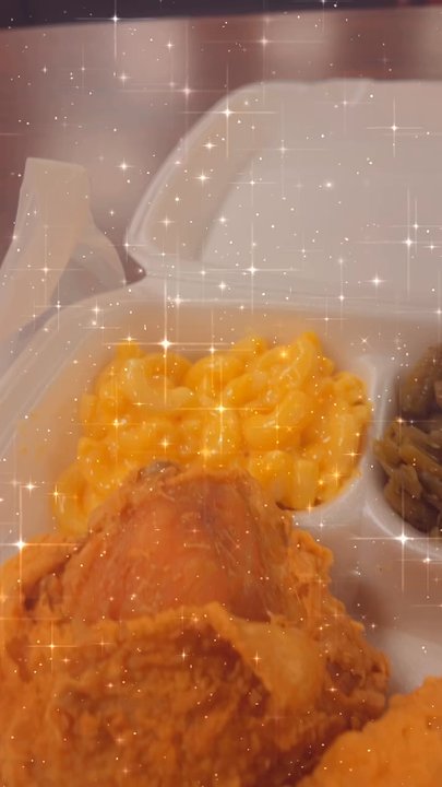 Lisa’s Chicken & Seafood - 2 piece with 2 sides w/bread and a pepper - Seafood Near Me - Hurst, Texas