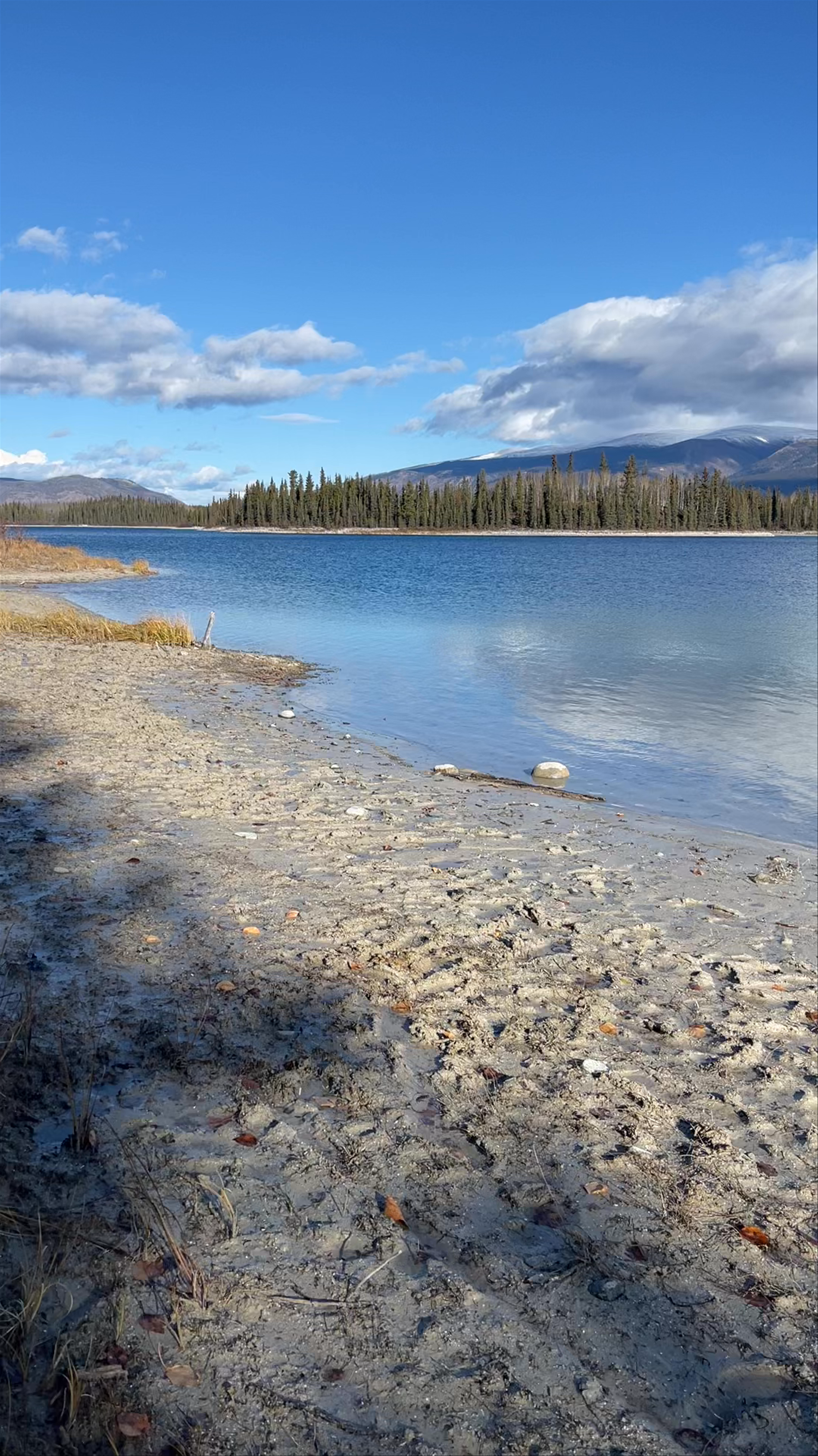 Boya Lake Provincial Park