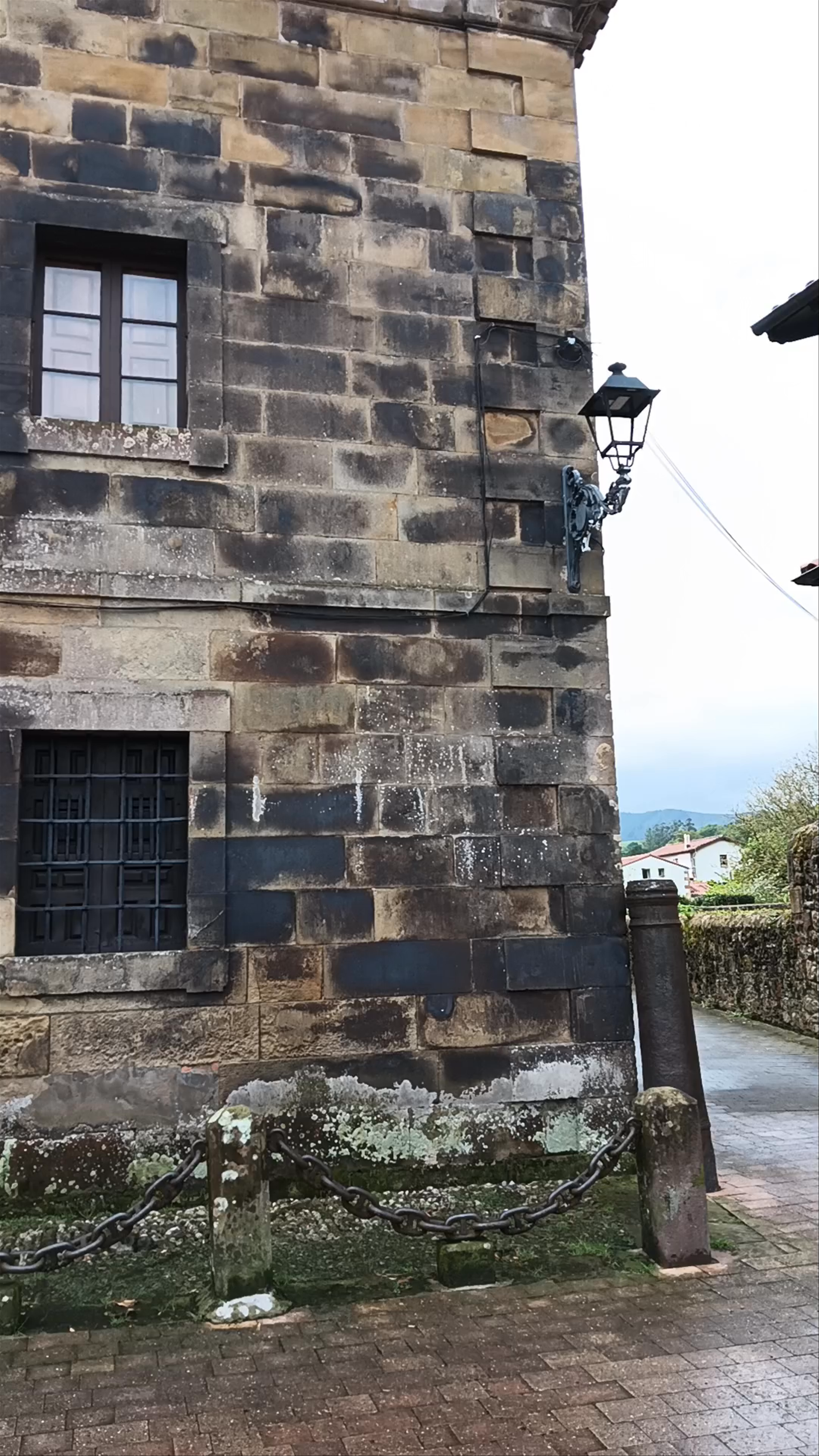 Casa de los Cañones: Historic Beauty in Liérganes, Spain