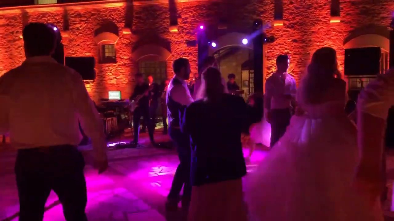 The Groove Gala Wedding Band Rome - Long Train Runnin' Cover - video 4