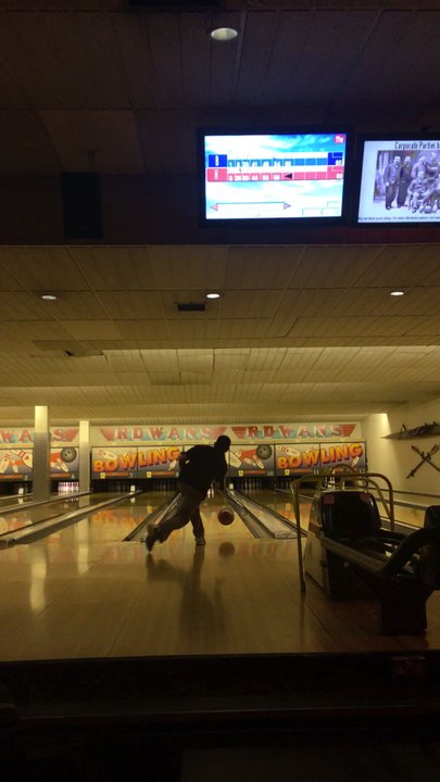 Rowans Bowl - Bowling Near Me - Stroud Green Road, XGL