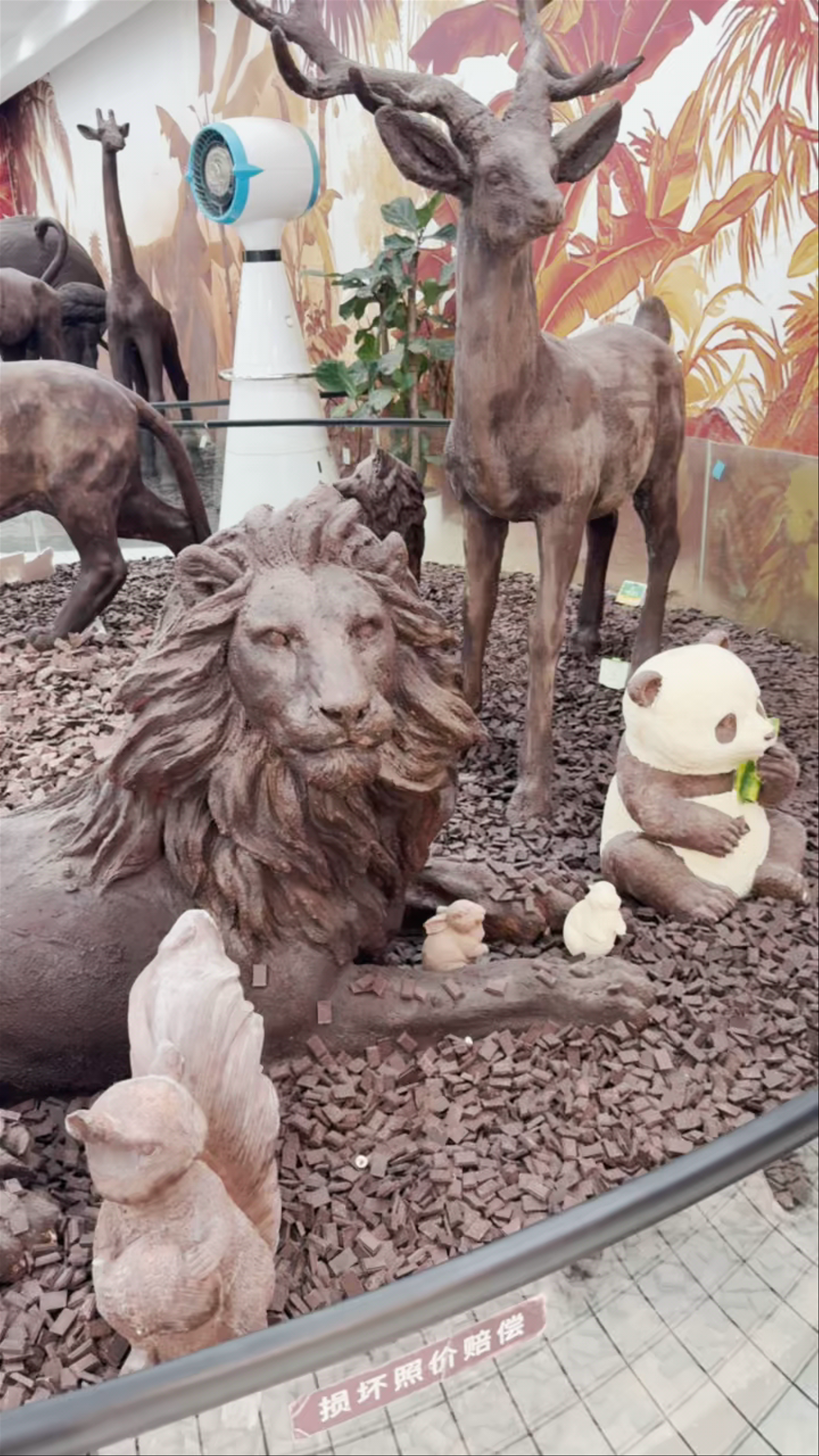 Chocolate Animal Sculptures at Chenghuangmiao No.1 Shopping Center, Shanghai