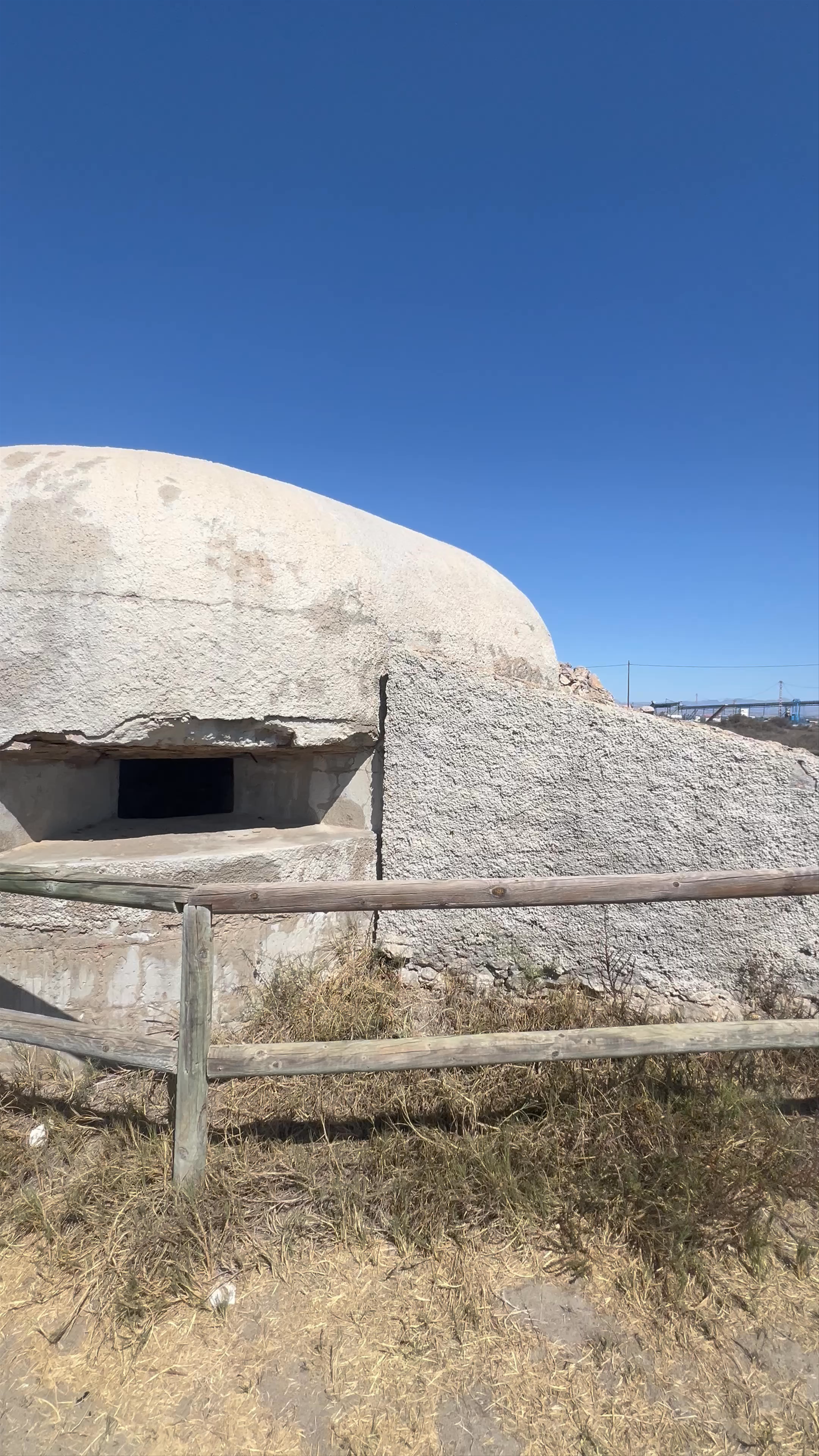 Bunker de la Playa de la Gola