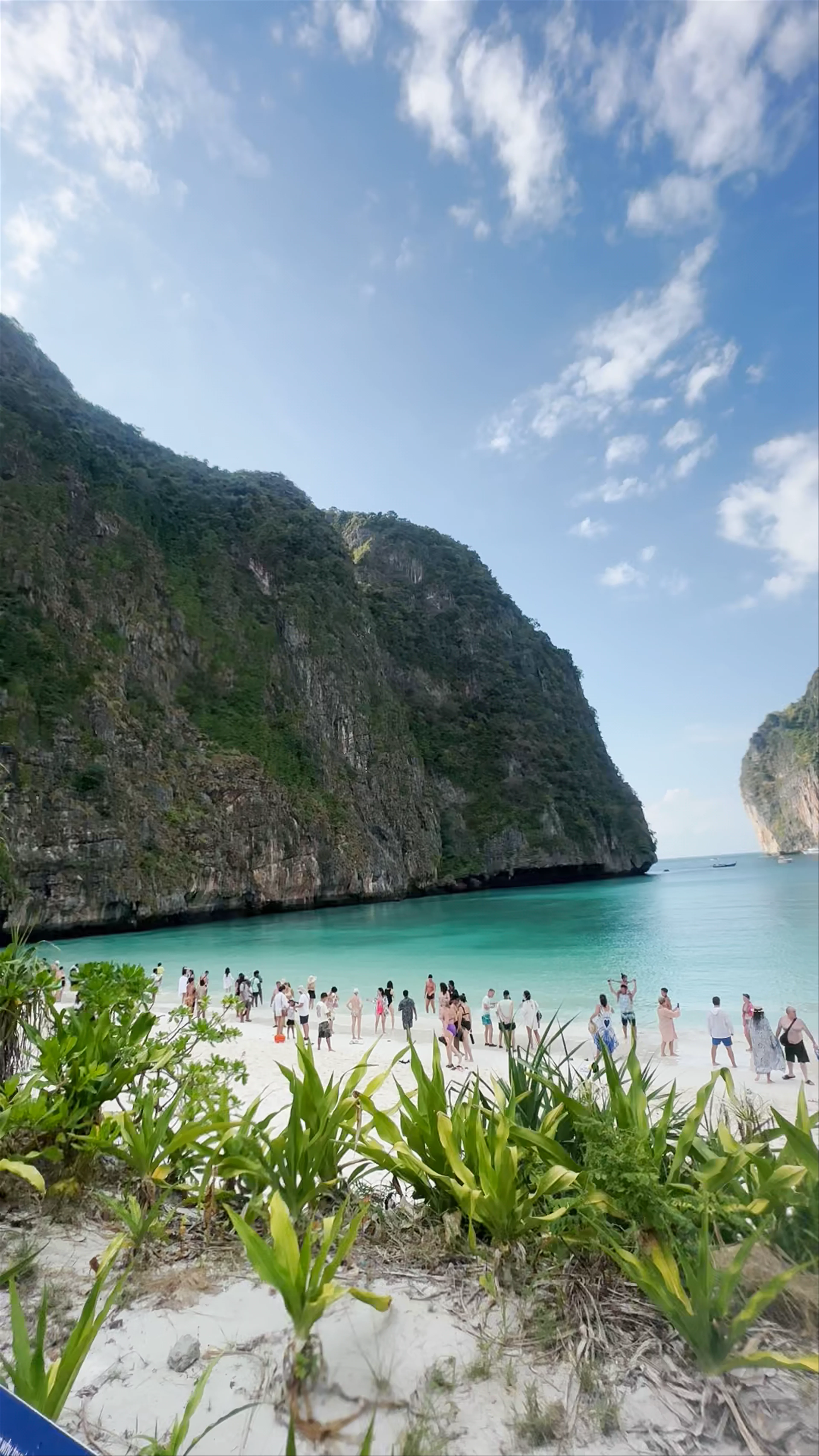 Malong Bay, Ko Phi Phi Lee