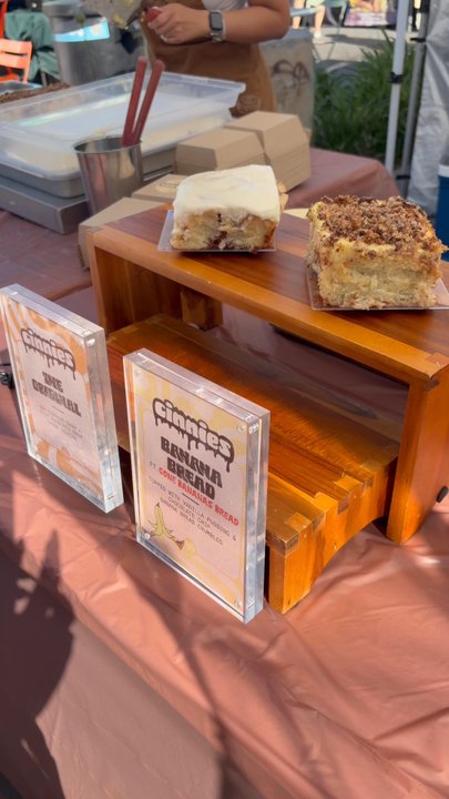 Cinnies - Regular Cinnamon Roll & Banana Bread Cinnamon Roll - Bakeries Near Me - Los Angeles, California
