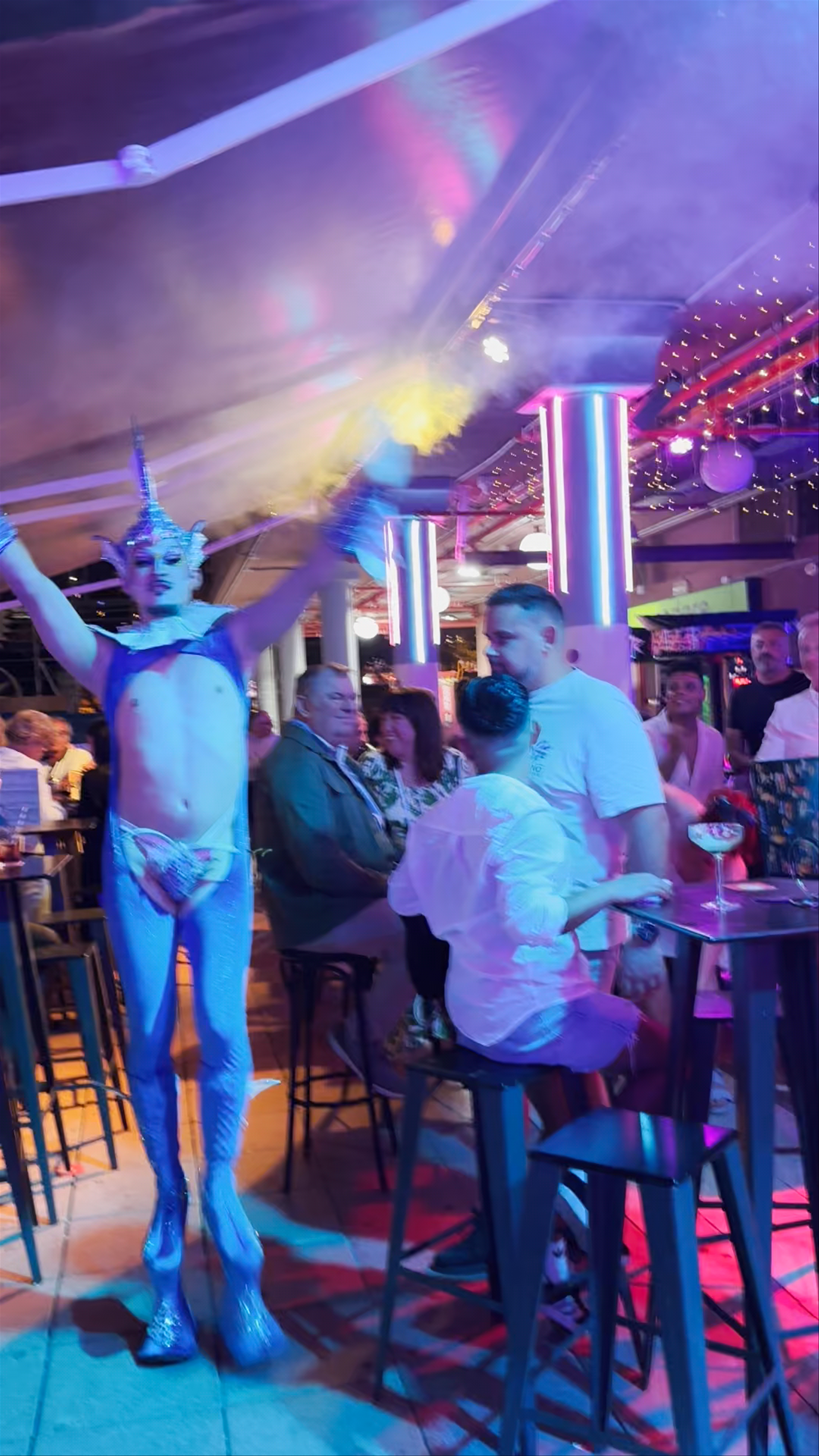 Bar Divinity