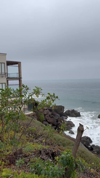 Lechuza Beach - Beaches Near Me - Malibu, California