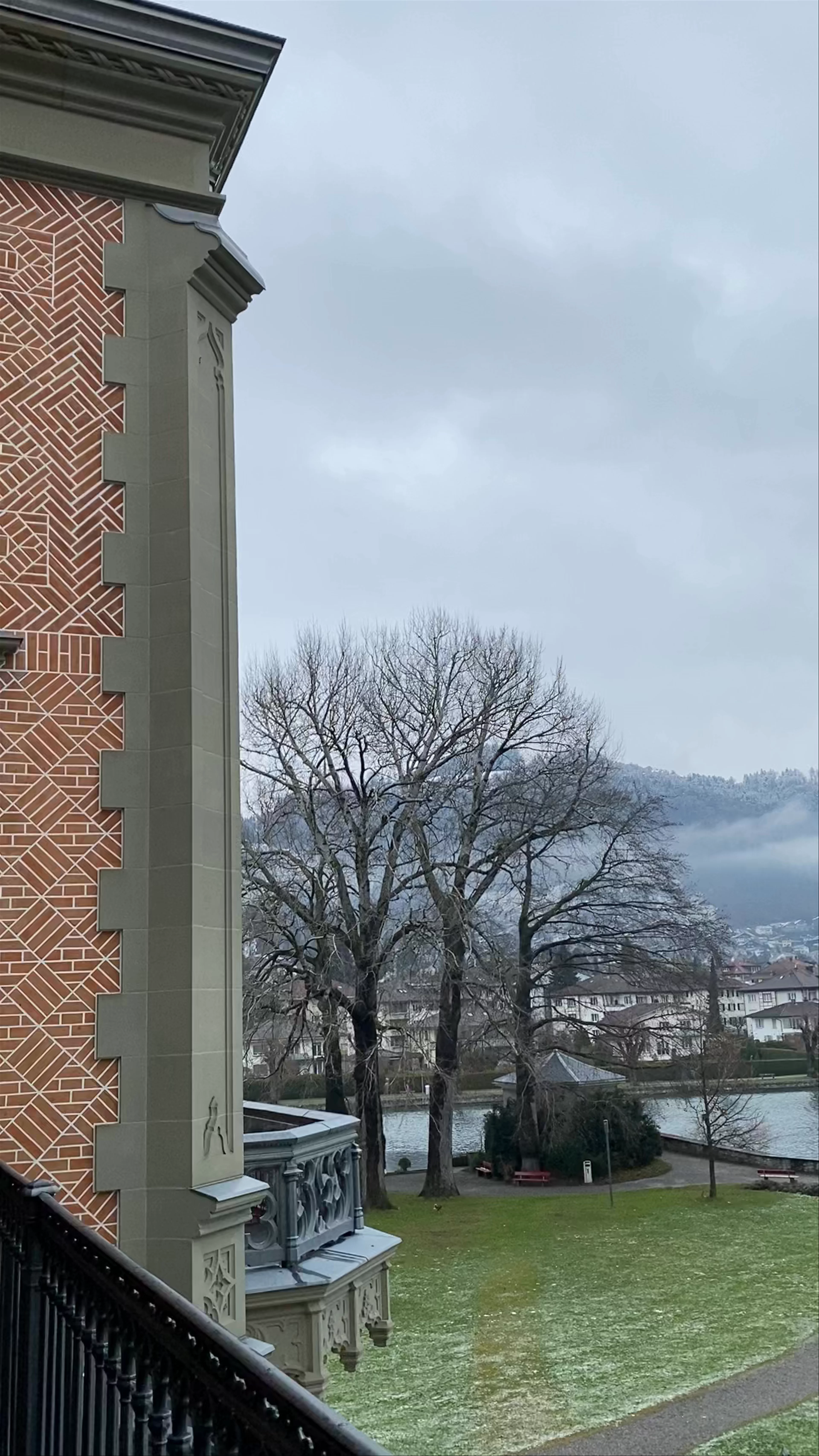 Schloss Schadau