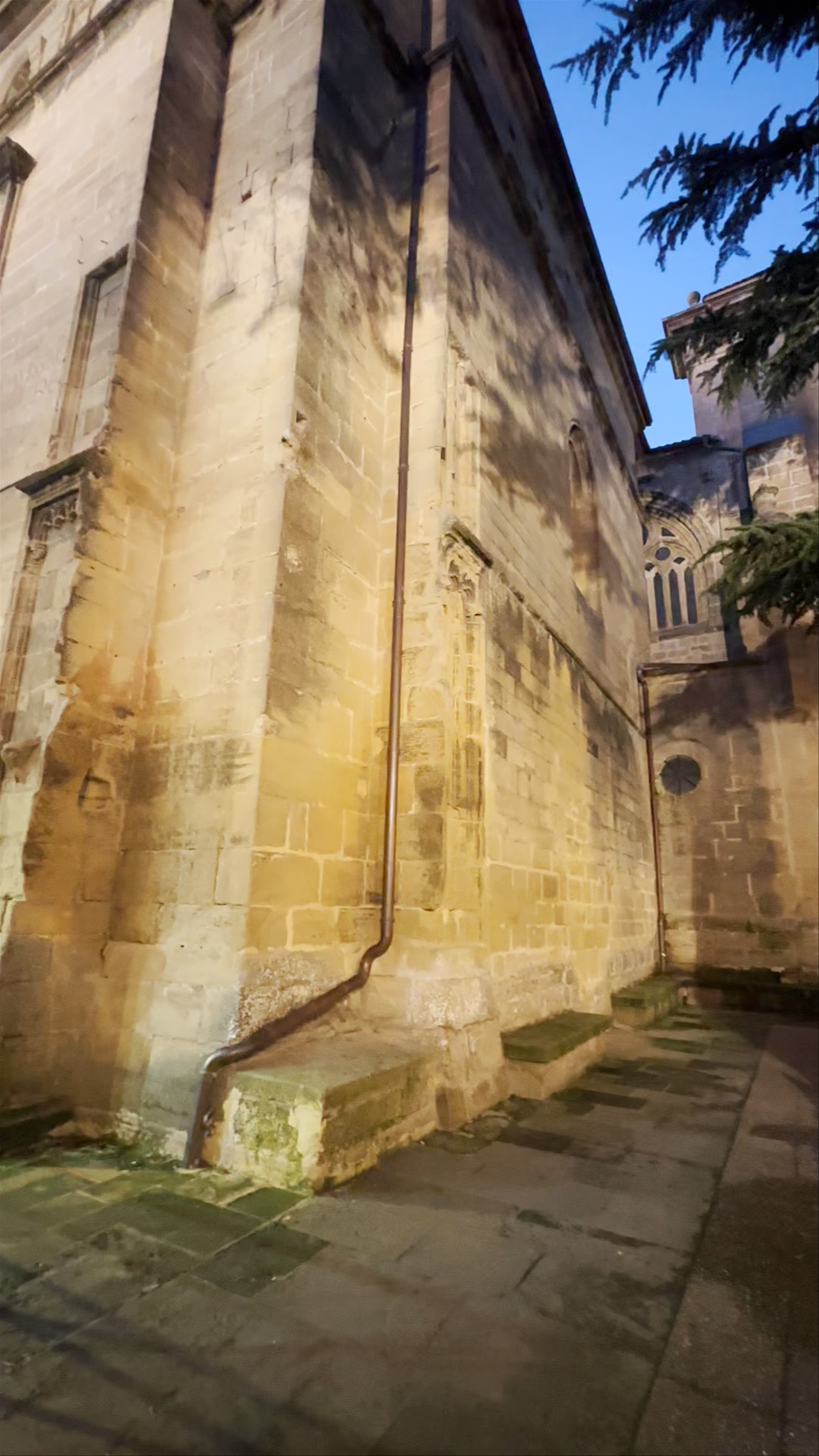 Iglesia de Santa María de los Reyes