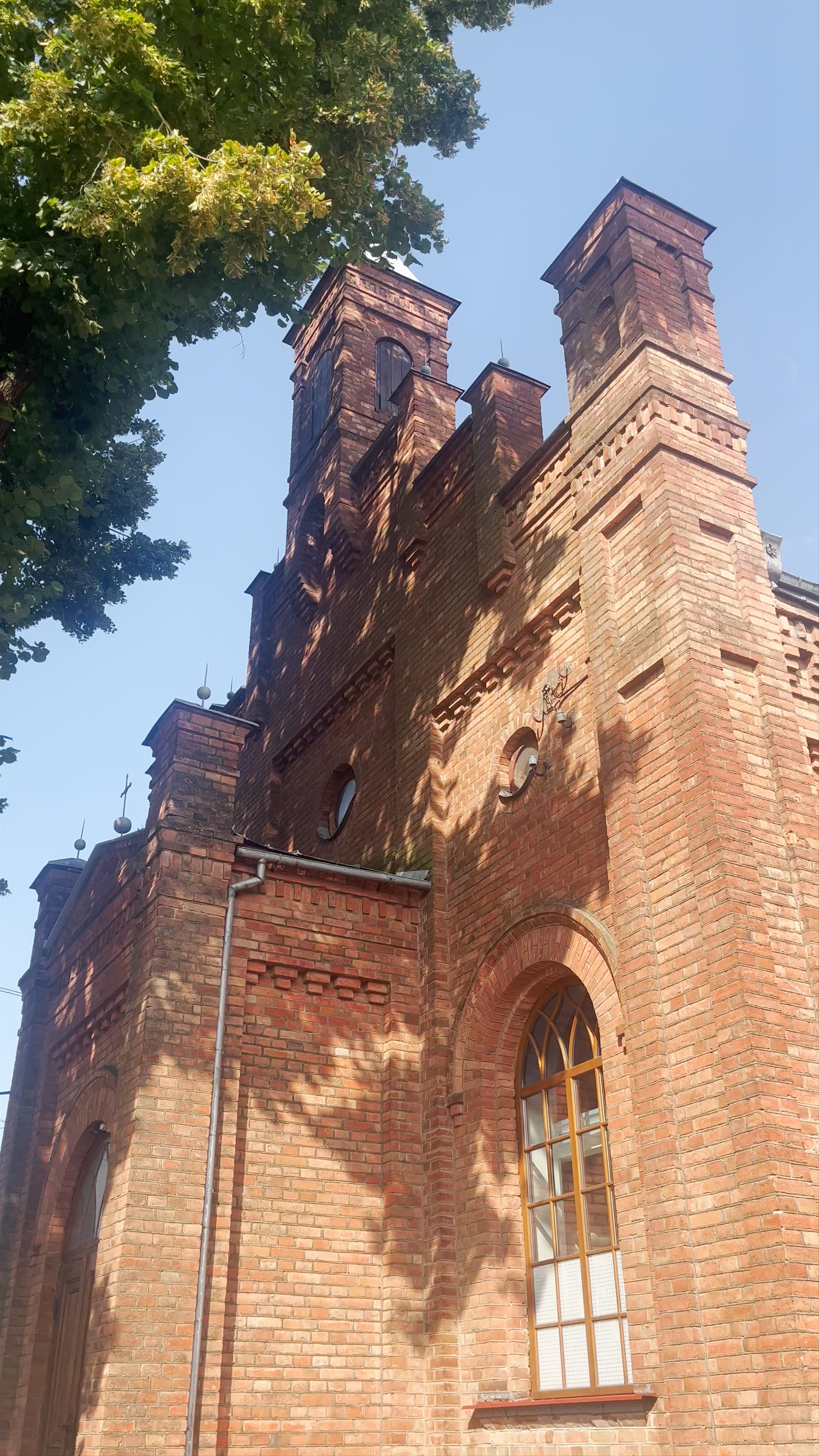 Tukums St. Stephen Roman Catholic Church: Historic Brick Architecture in Tukums, Latvia
