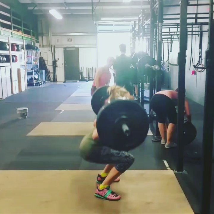 Crossfit Ingenuity - Great squat form! - Interval Training Gyms Near Me - Tumwater, Washington