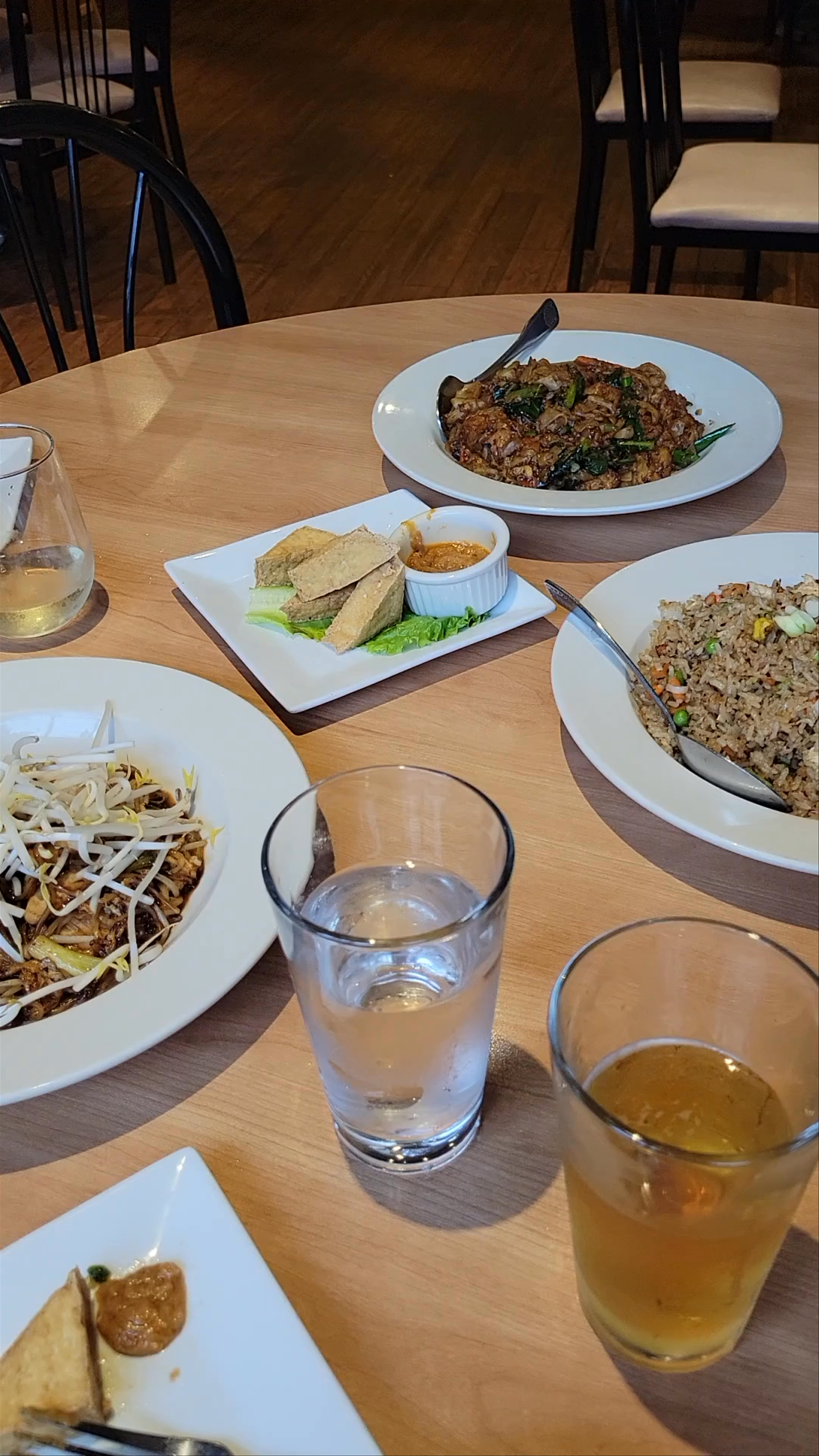 KhunNai Thai Cuisine: Authentic Thai Flavors in Minneapolis