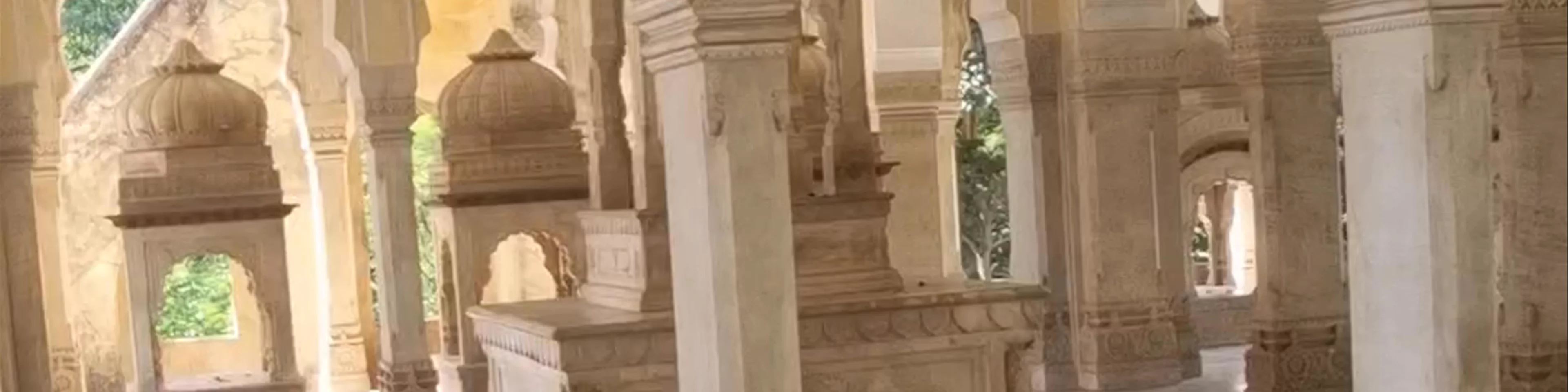 Gaitore Ki Chhatriyan