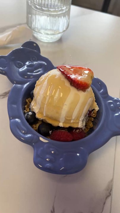 Cafe Weekend - Parfait - Breakfast & Brunch Near Me - Allston, Massachusetts