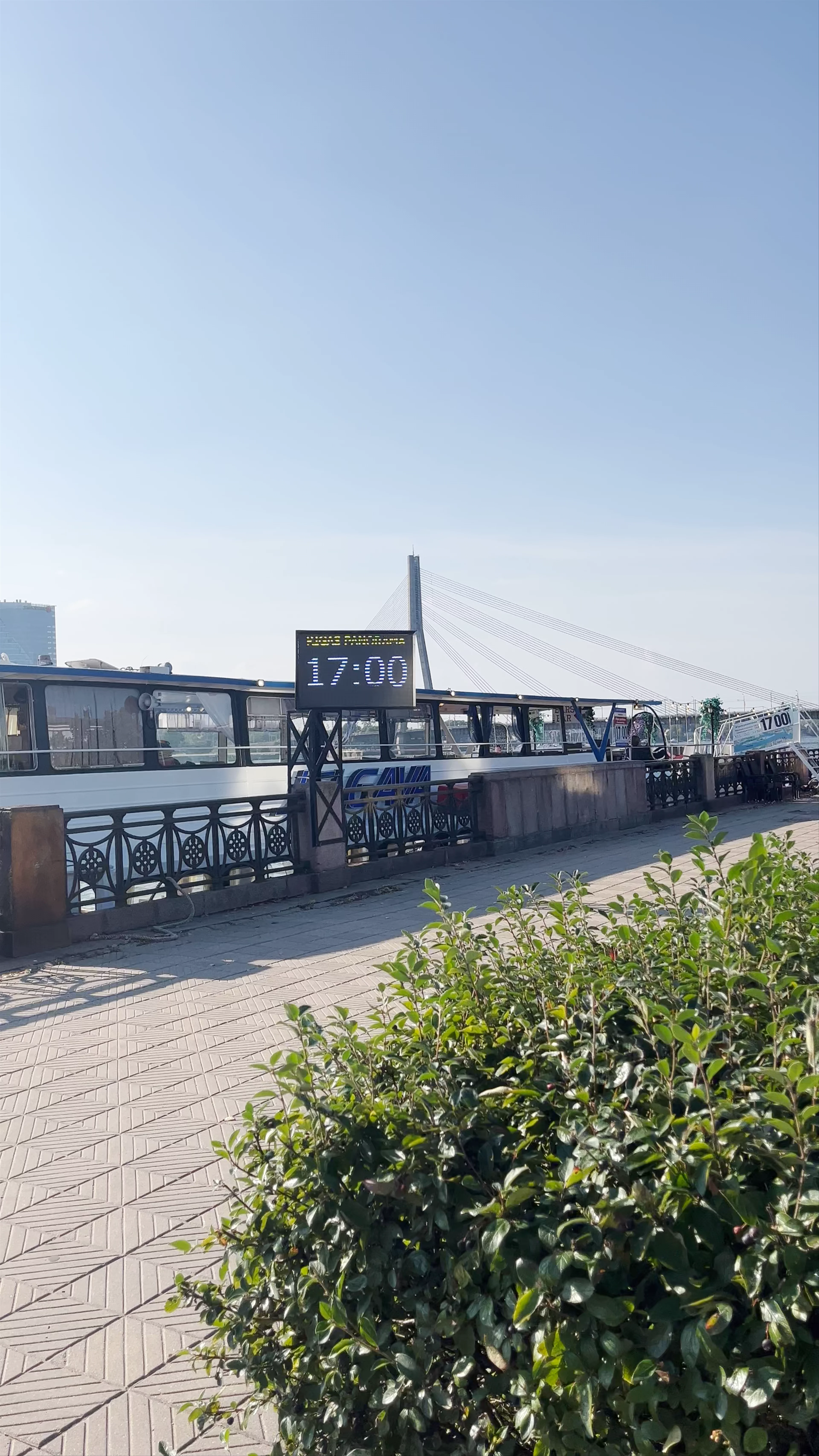 Vecrīga Quay, 11. novembra krastmala, Central District, Riga