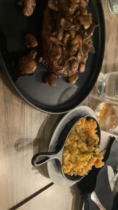 Victors - New American Near Me - Florence, South Carolina