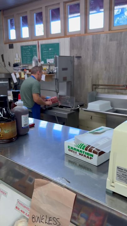 Graeagle Store - Literally cutting it up at the time I was there. - Grocery Near Me - Blairsden-Graeagle, California