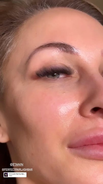 Perfect Pair Lash Bar - Mega volume - Eyelash Service Near Me - Folsom, California