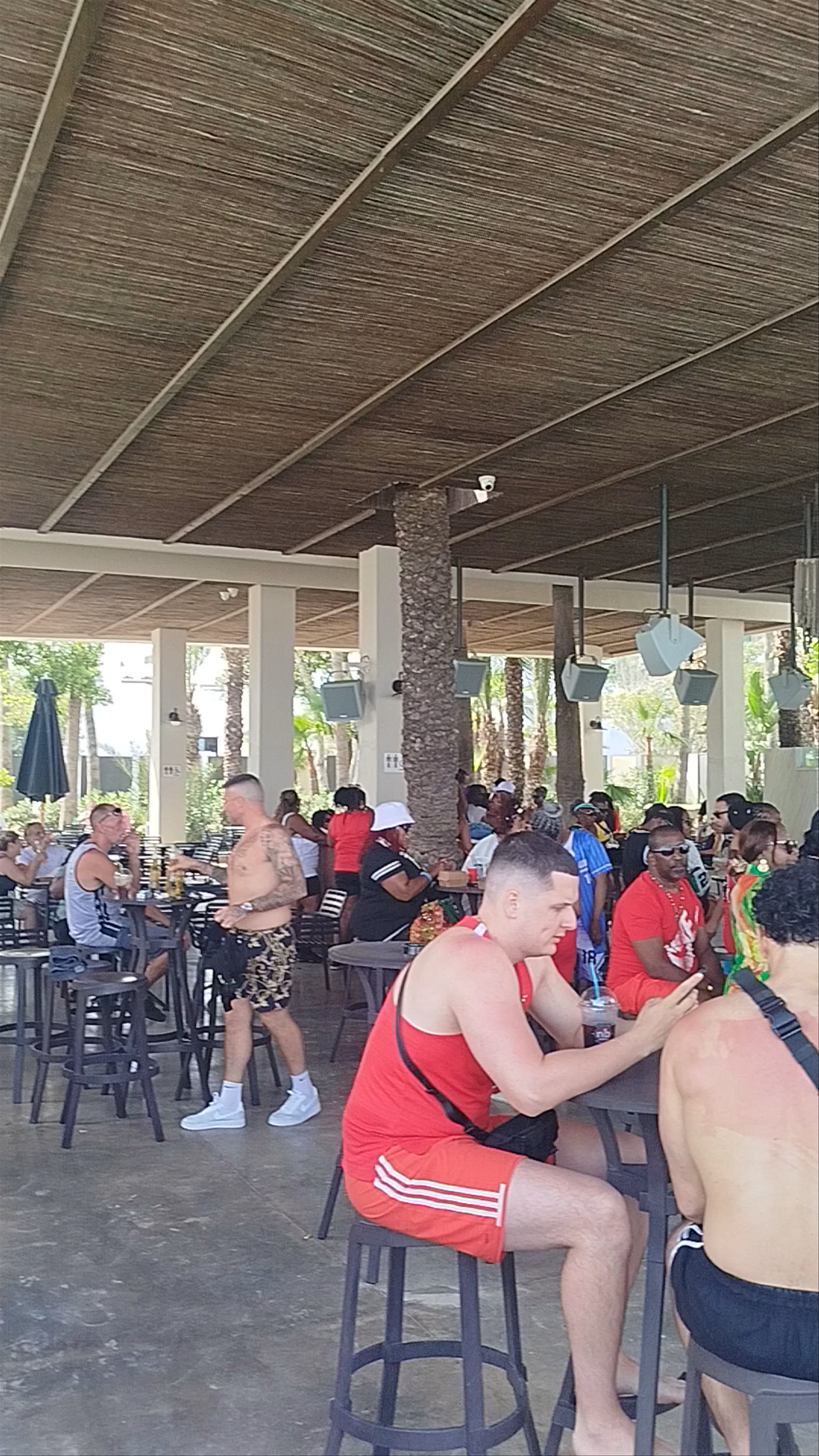 Nissi Bay Beach Bar