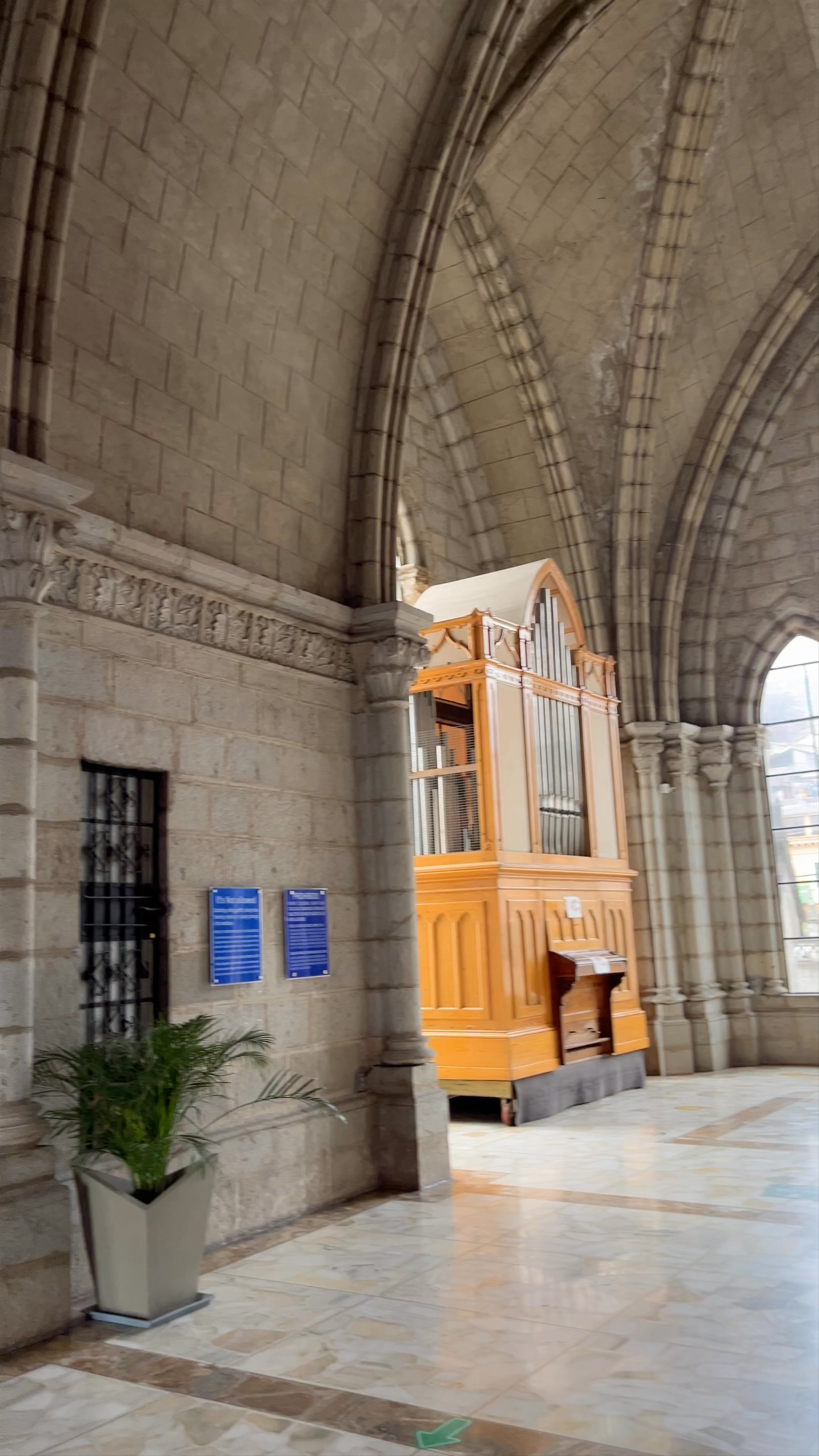 Basílica del Voto Nacional