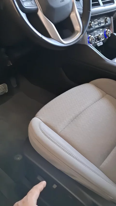 جي ام سي يوكن SLE 2023