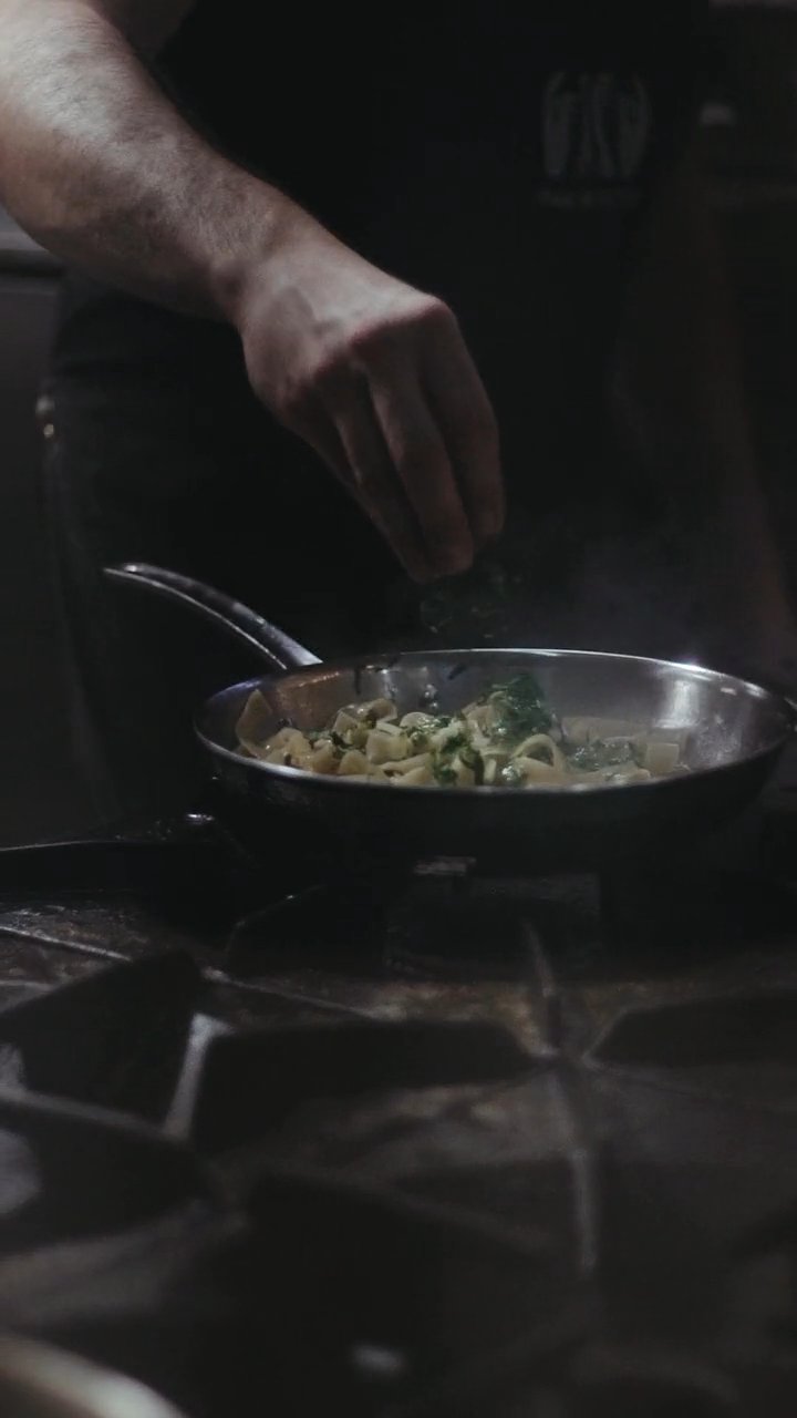 誰と食べたい?
🎥 cottonbro studio · Pexels
#グルメ #和食 #飯テロ #japanesefood #foodie