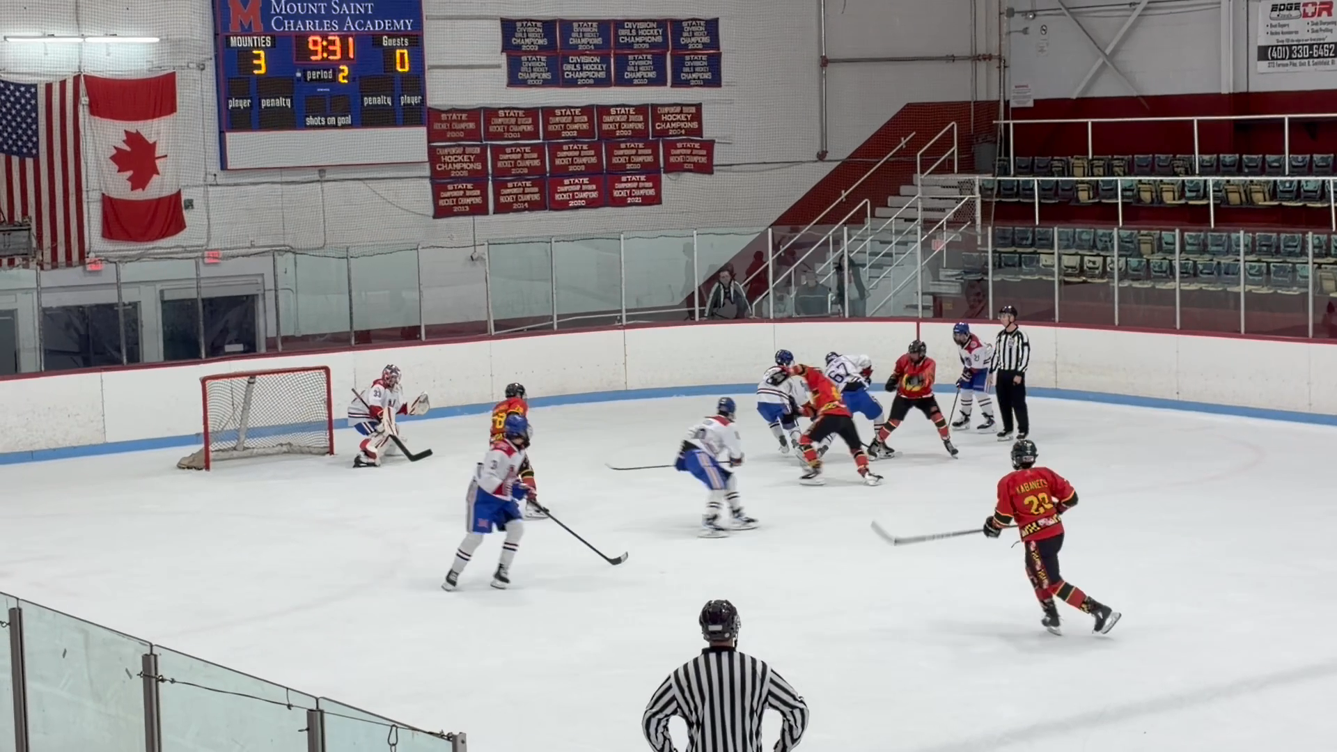 Henry Losh using size and smothering the puck