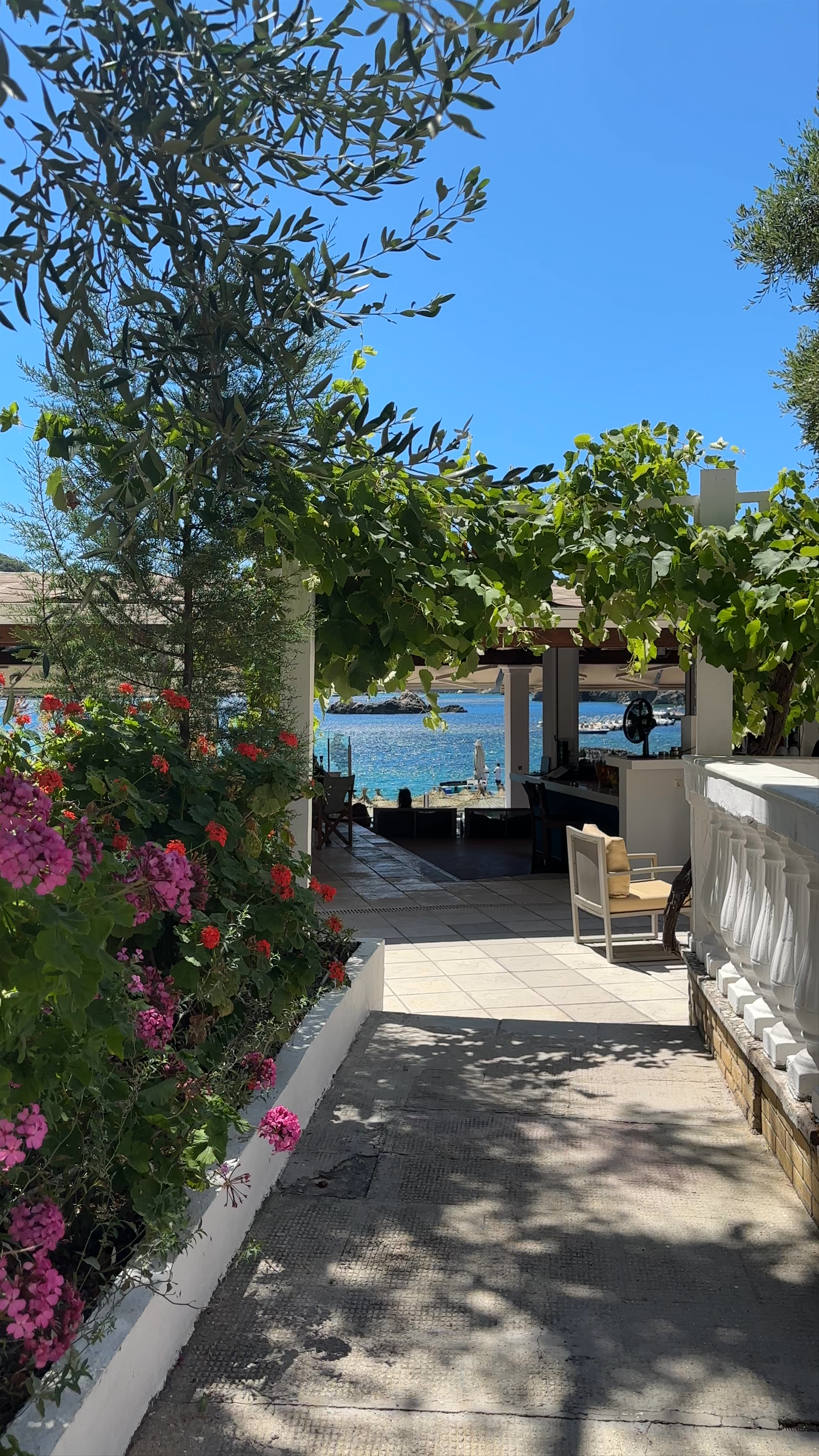 Poseidon Beach Bar & Restaurant