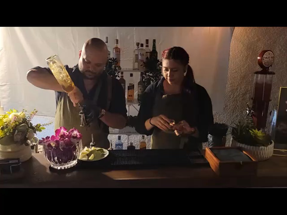 Side Quest Bar On Wheels - Amazing set up I loved it !!! - Bartenders Near Me - South Gate, California