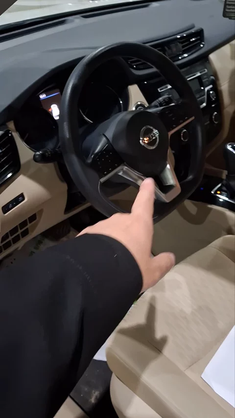 Nissan X-Trail s 5 seats 2021