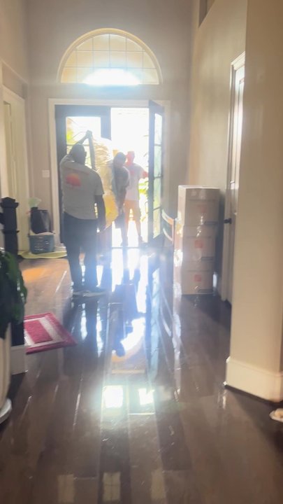 Clear Creek Movers - Careful Quality Movers in Clear Lake and League City - Movers Near Me - League City, Texas