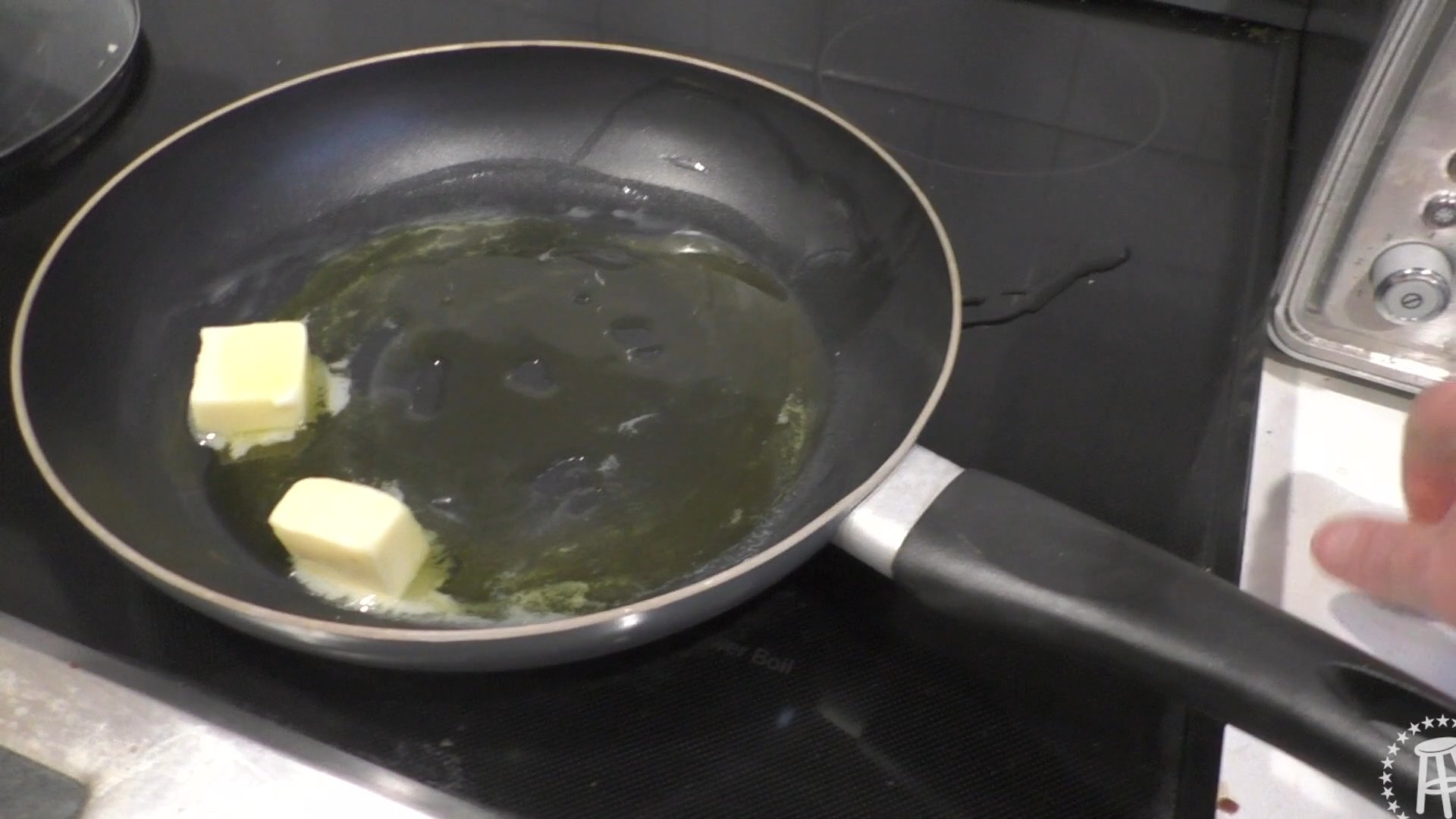 Tank Cooks Western Omelette