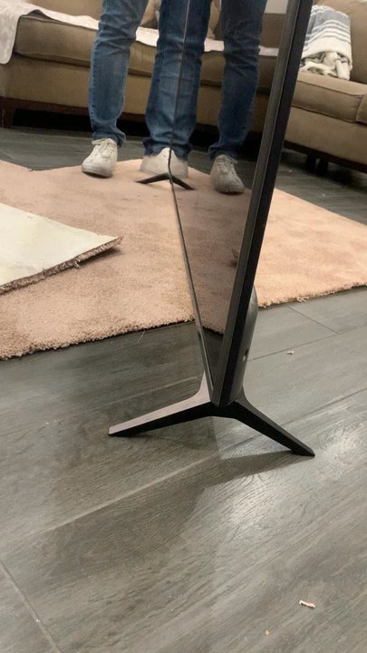 Pro Movers - This is with me holding onto the TV so it doesn't fall over completely - Movers Near Me - Anaheim, California