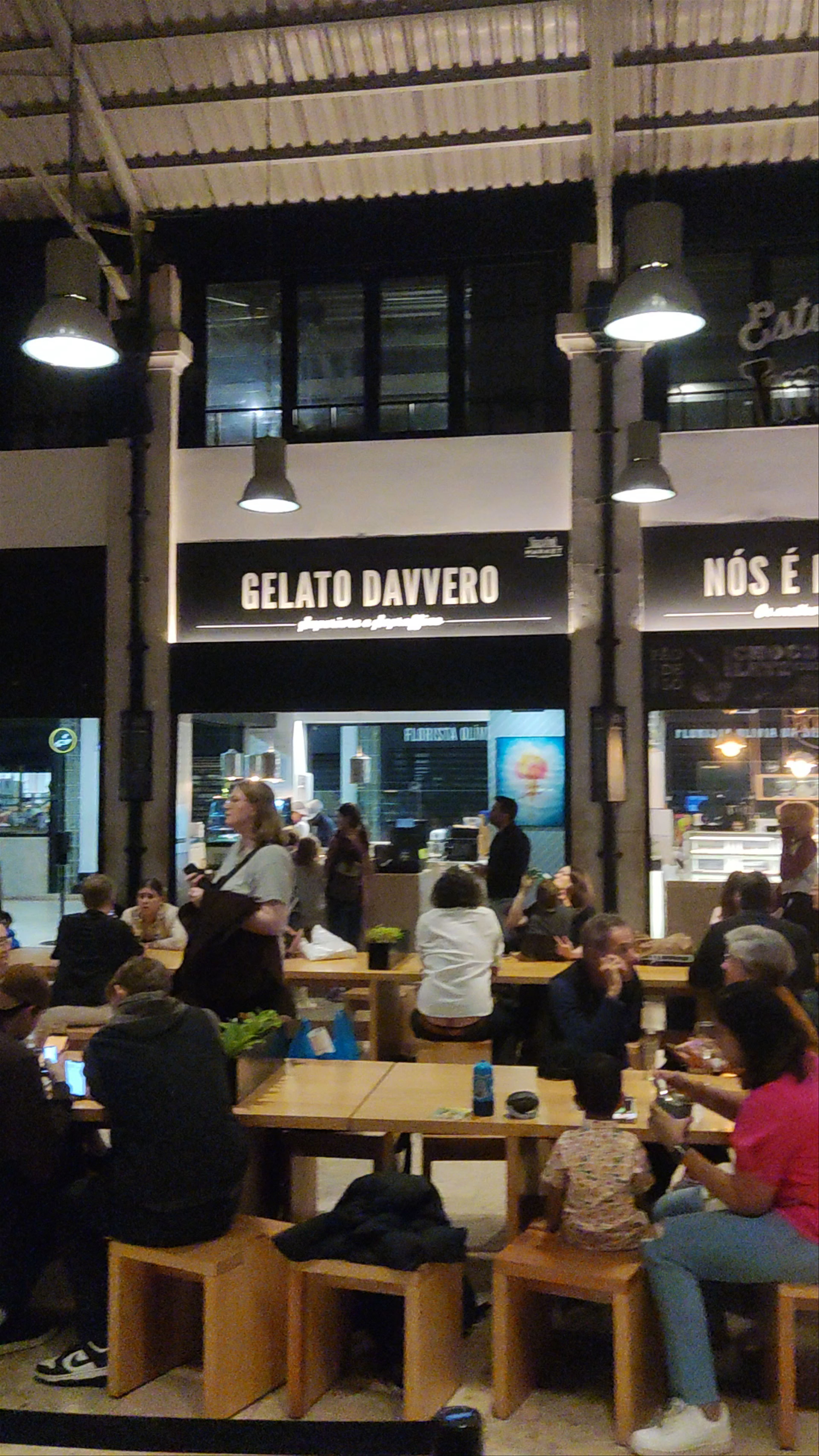 Time Out Market Lisboa: A Vibrant Culinary Hub in Lisbon