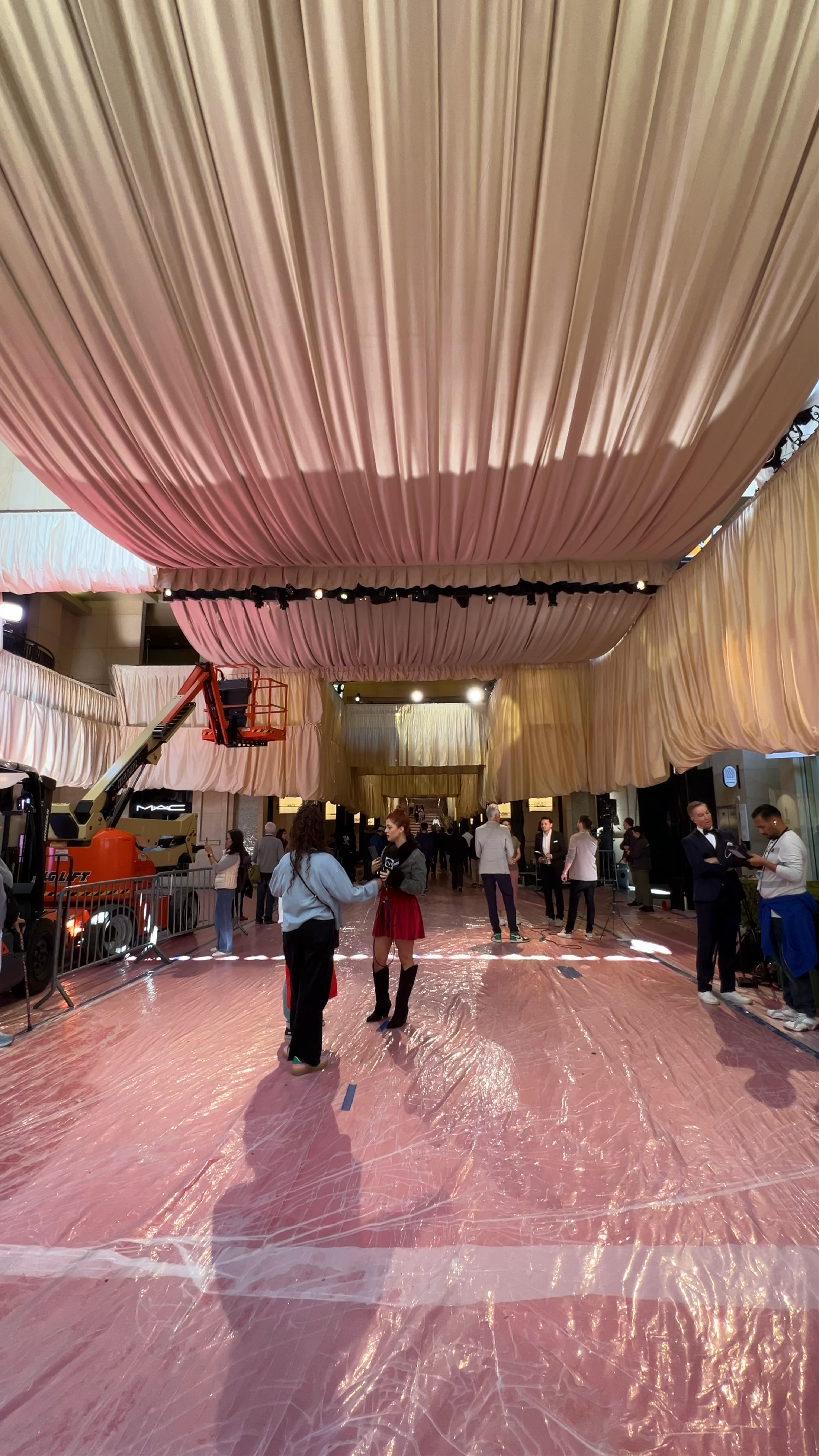 Inside Hollywood's Iconic Dolby Theatre: Elegance and Star Power