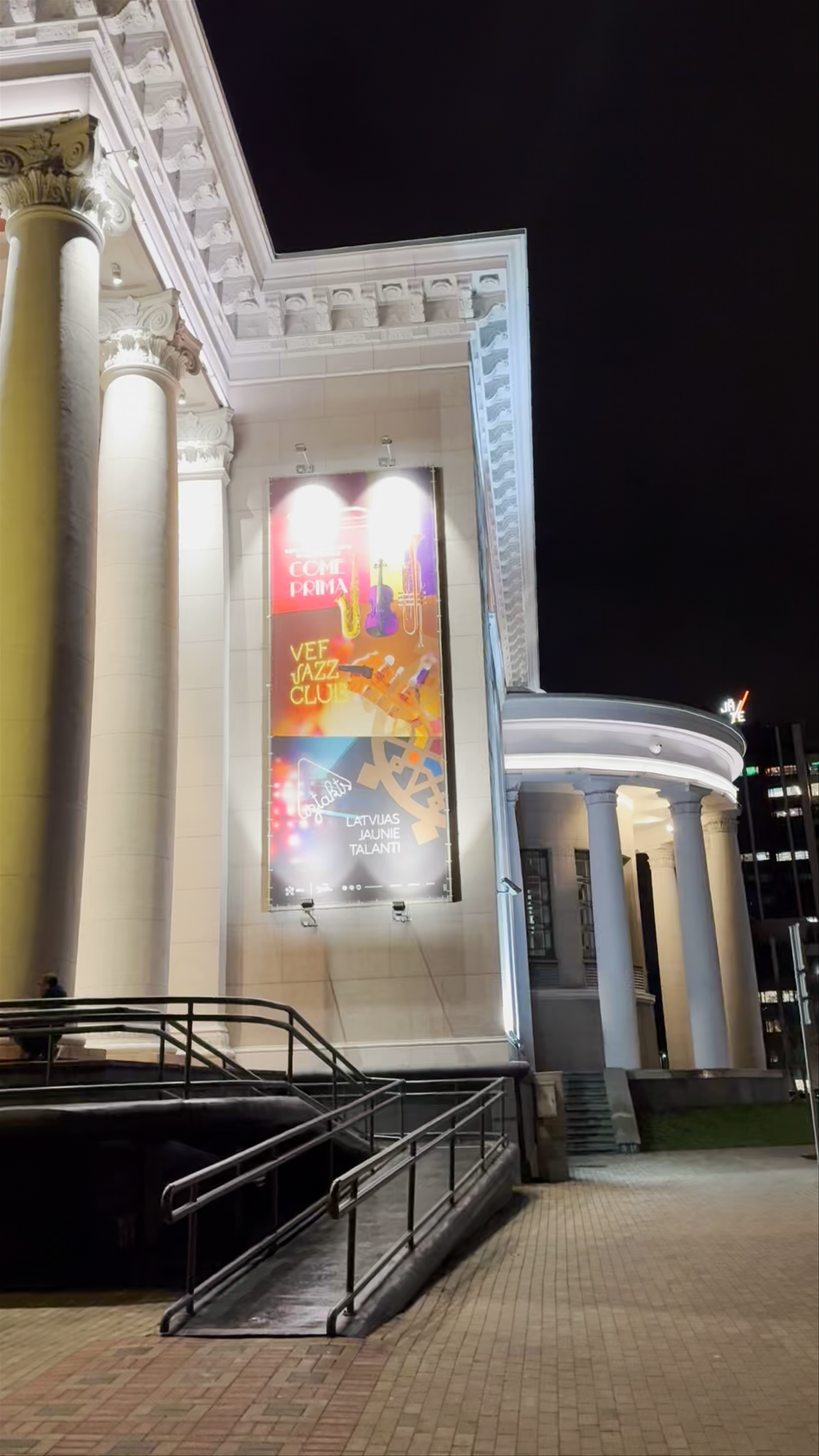 VEF Kultūras Pils: Nighttime Elegance in Riga's Cultural Gem